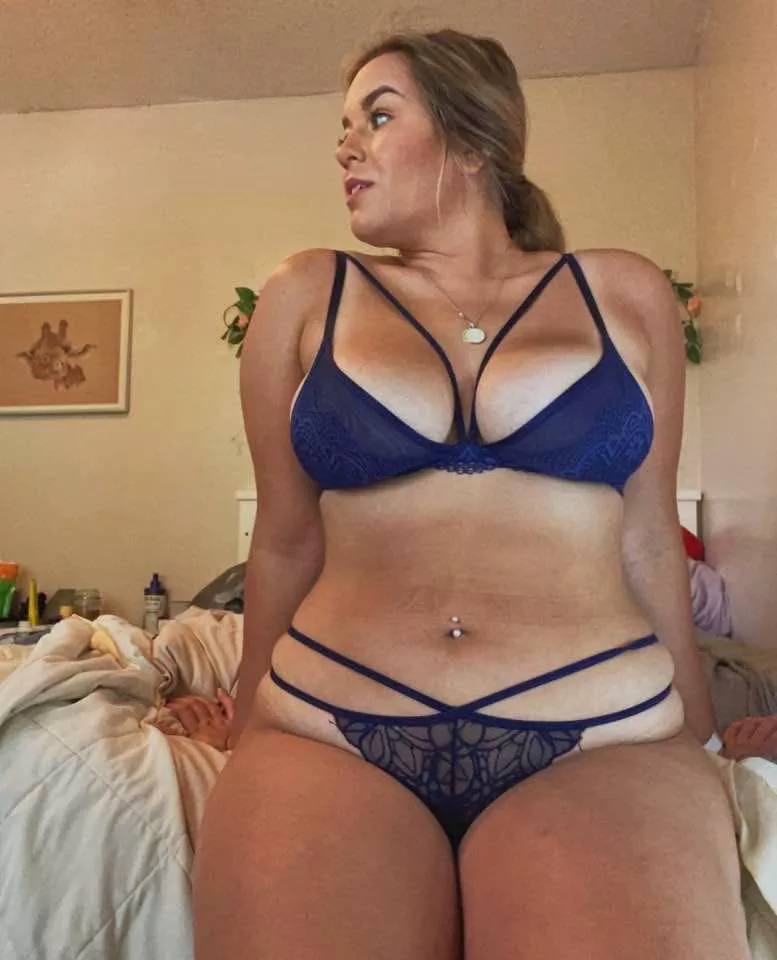 Pawg, trade send sample or tele