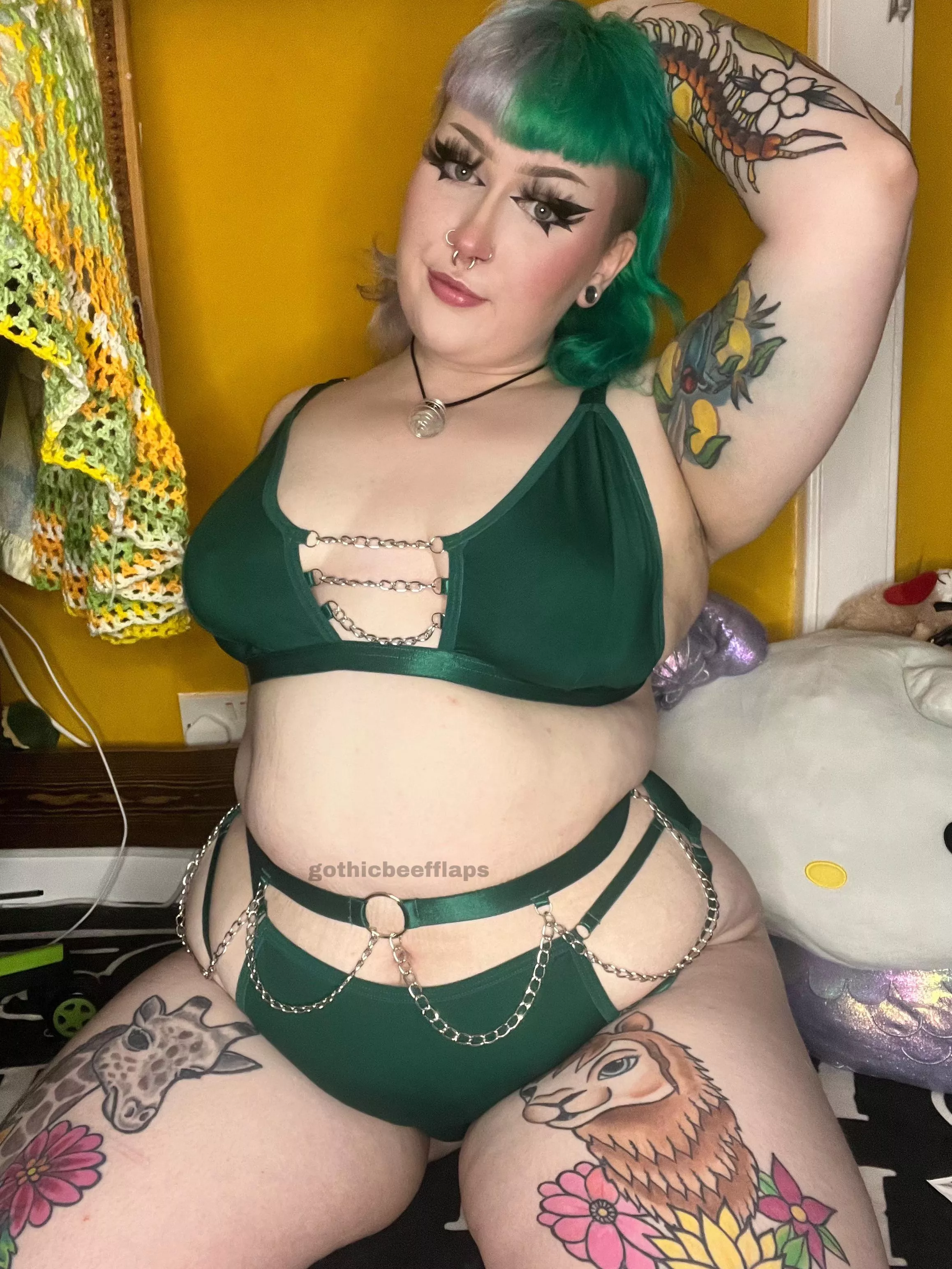 💦your new cyber alt tattooed BBW gf💦• UK girl🇬🇧• genital rates🍆• hairy pussy 🐱• sexting + more 💦