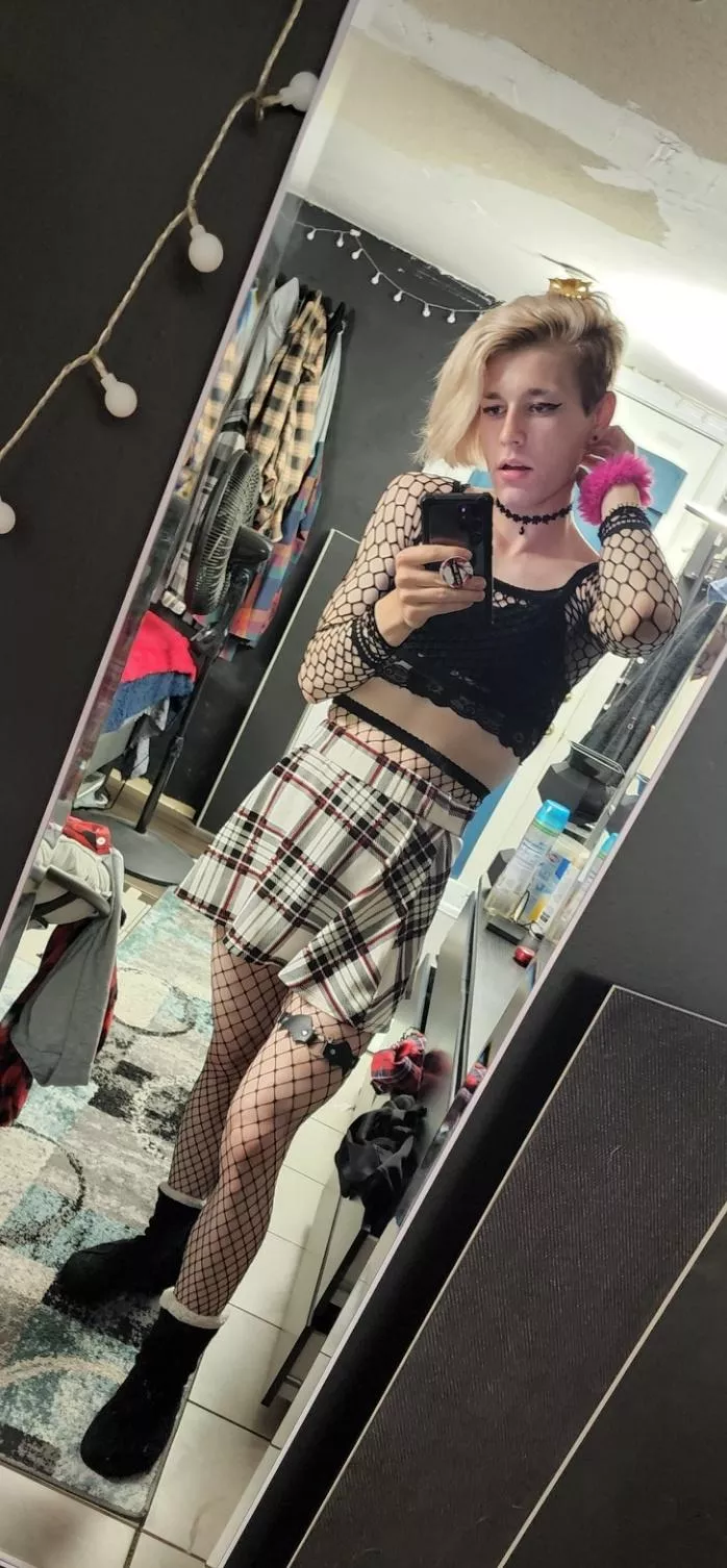 Fishnets are pretty