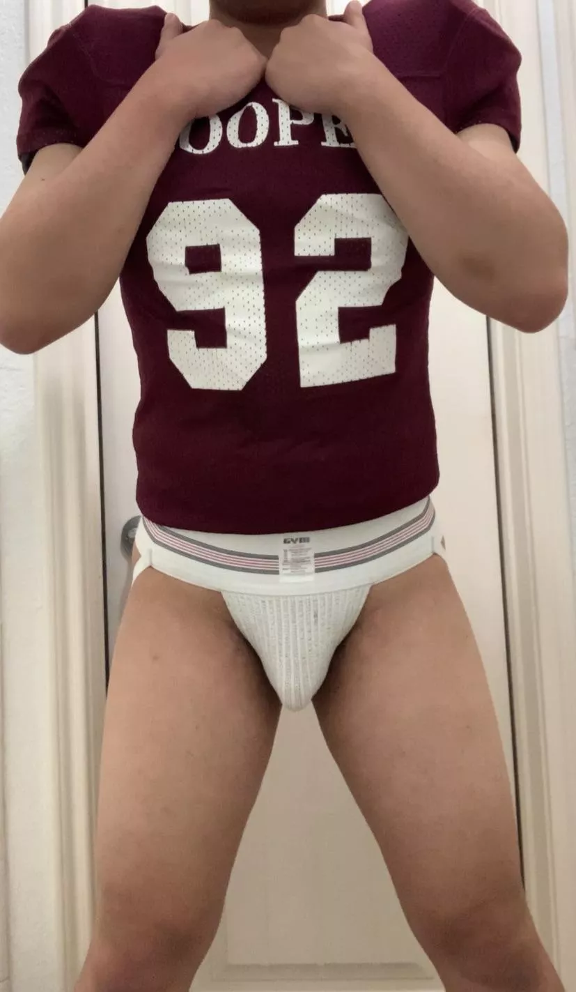 Football gear and a jockstrap never fails to get me horny