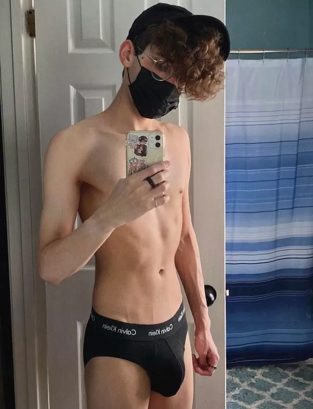 twink underwear model? 👉👈