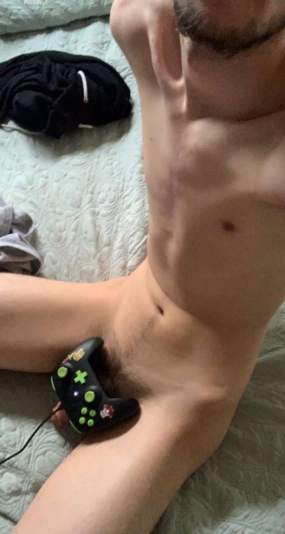 [22]Wanna play with me bro?