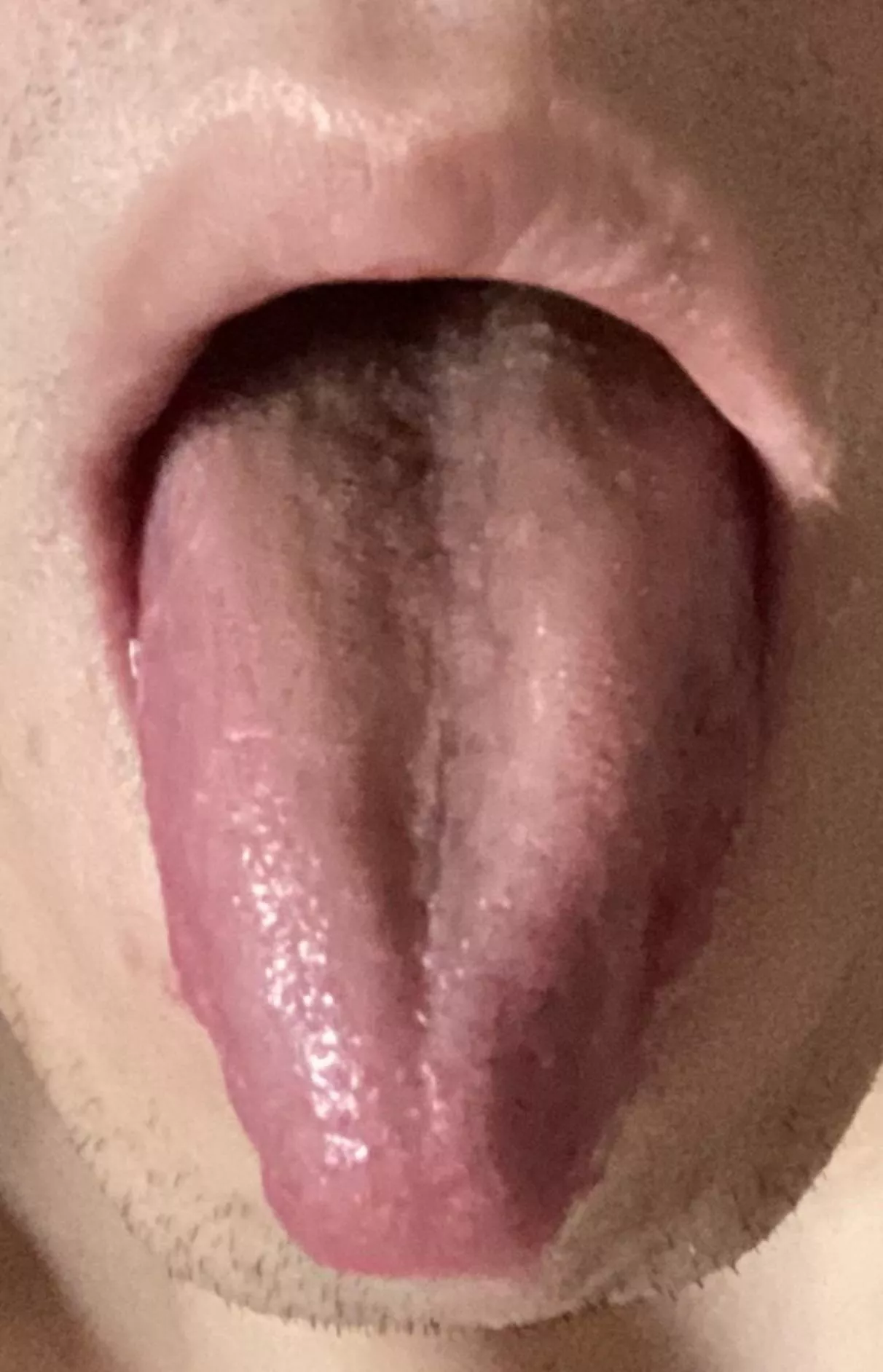 Anyone into doing slutty ahegao face? Hmu ;)