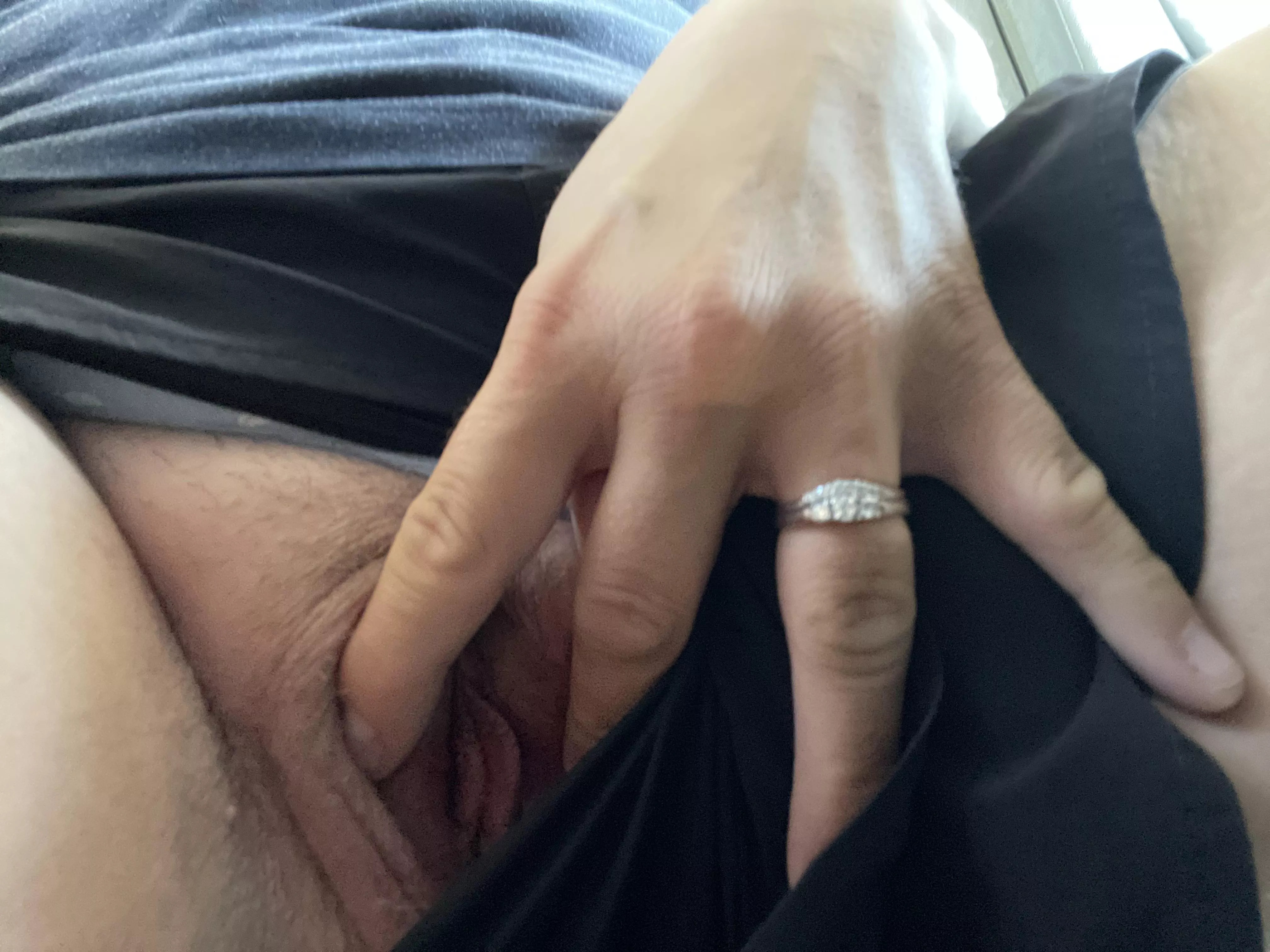 Does anyone like married pussy?