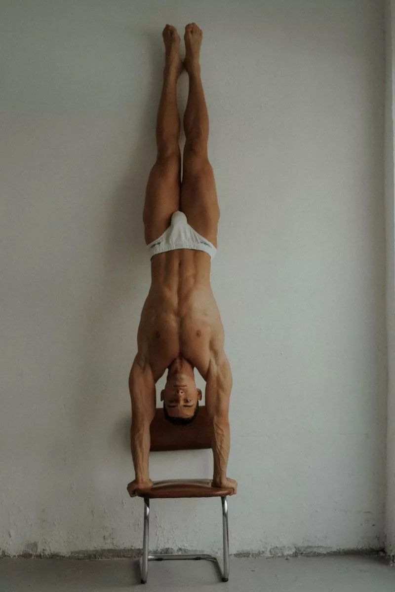 Handstand