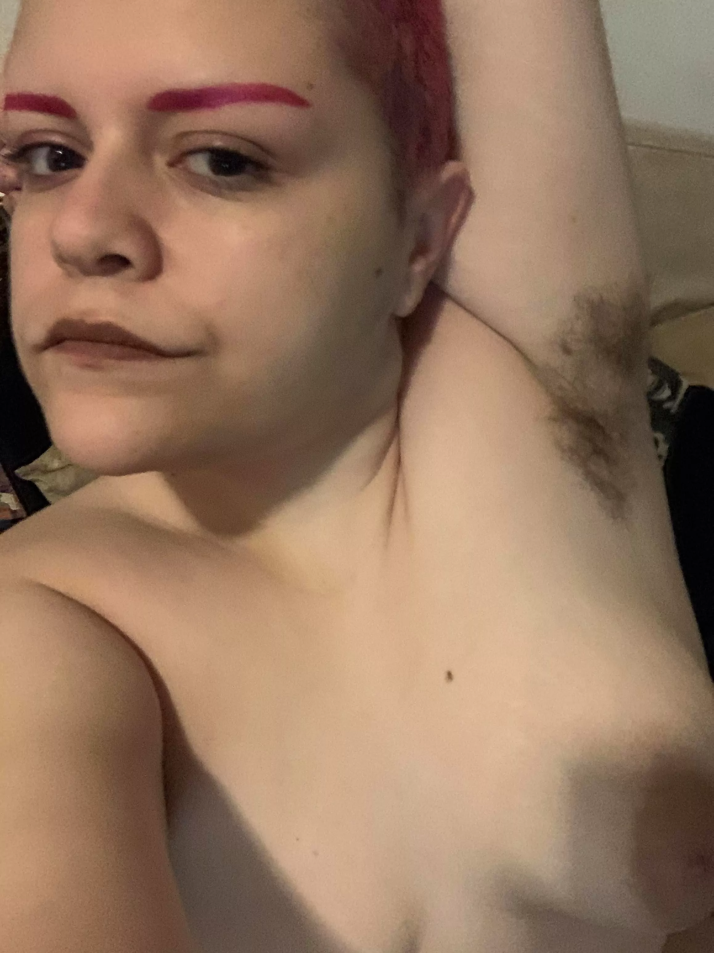 I love showing off my pits ;)