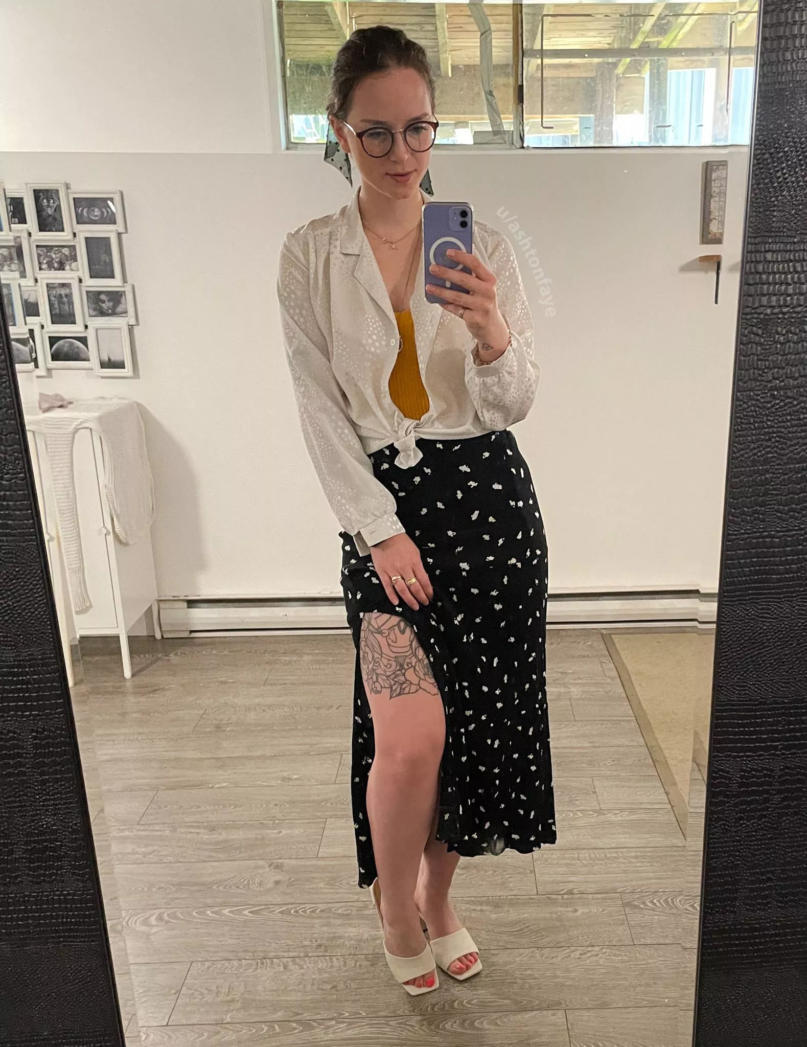 Naughty Librarian vibes [F]