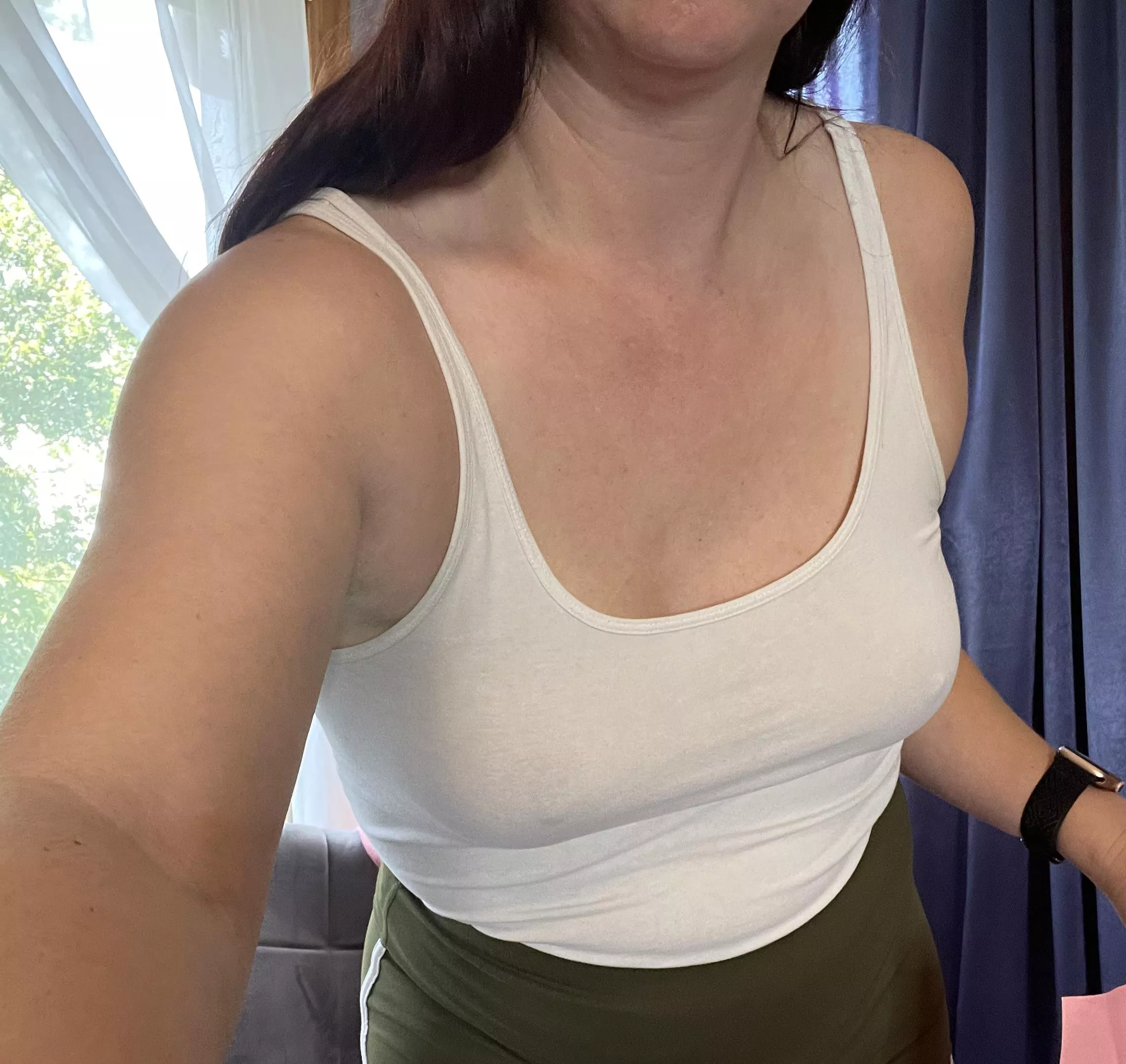 Perky braless milf