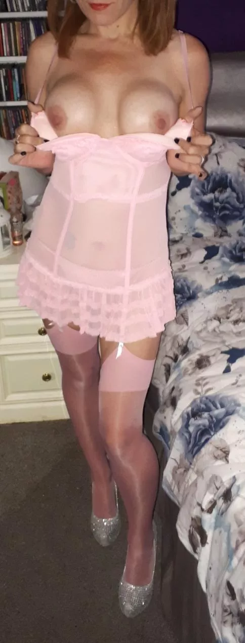 playtime in pink [f]40, ( link in bio )