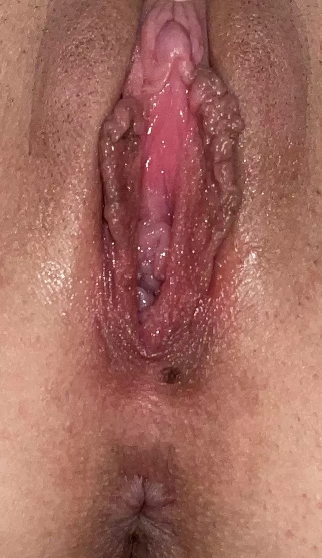 Freshly used hole and exposed clit