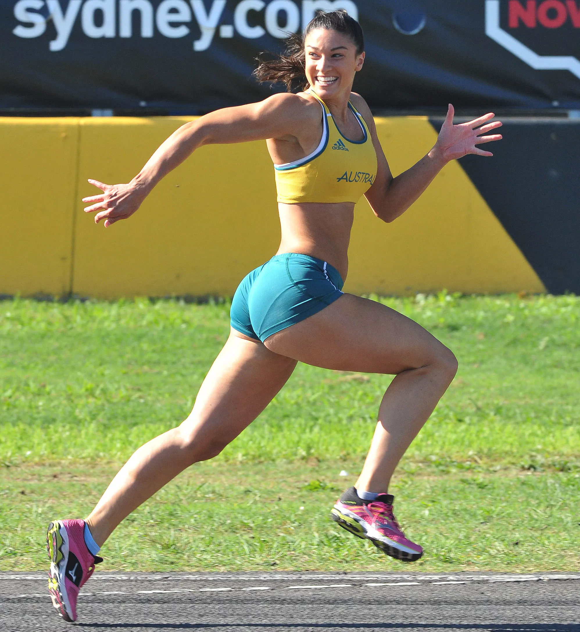 Michelle Jenneke?â£?