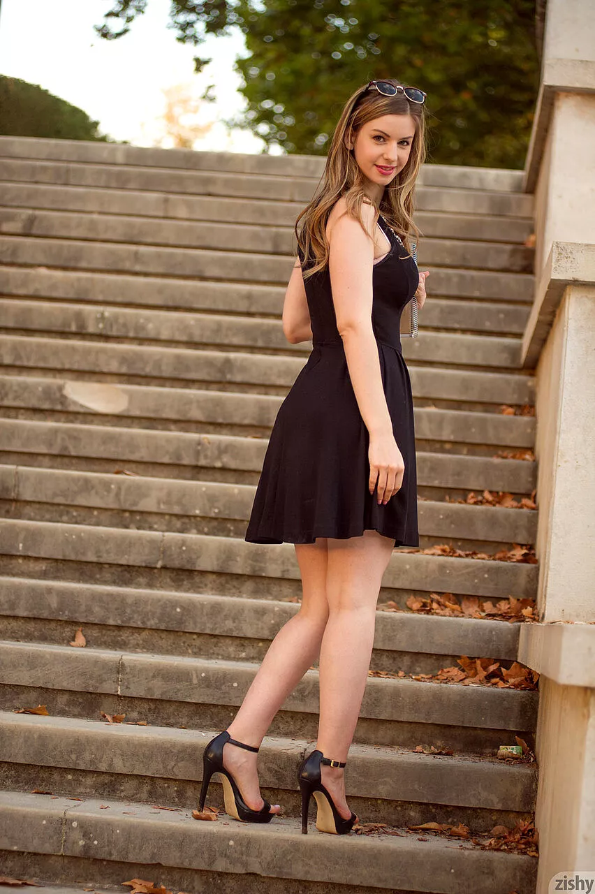 Stella Cox