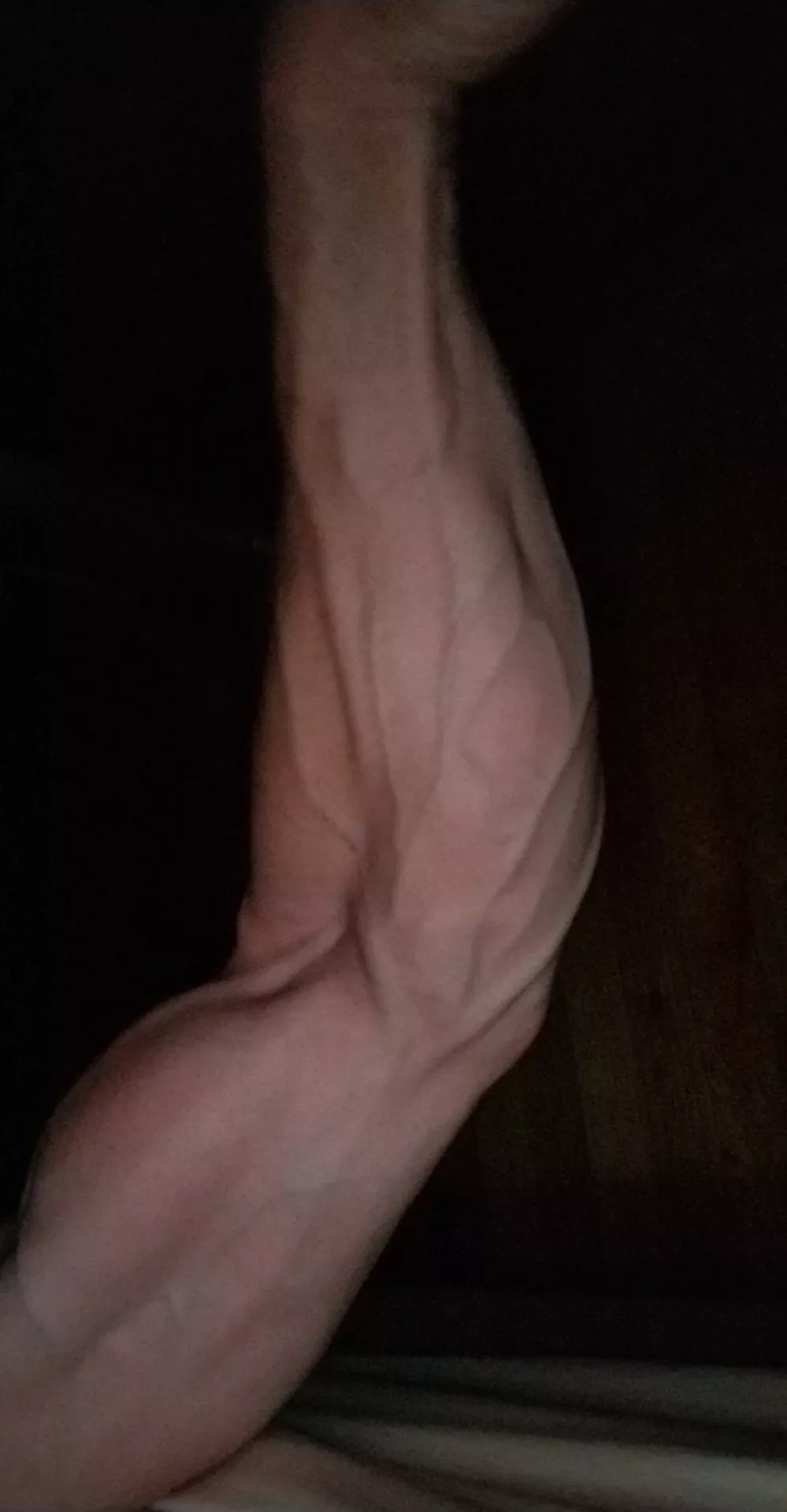 do you like my veiny forearm?