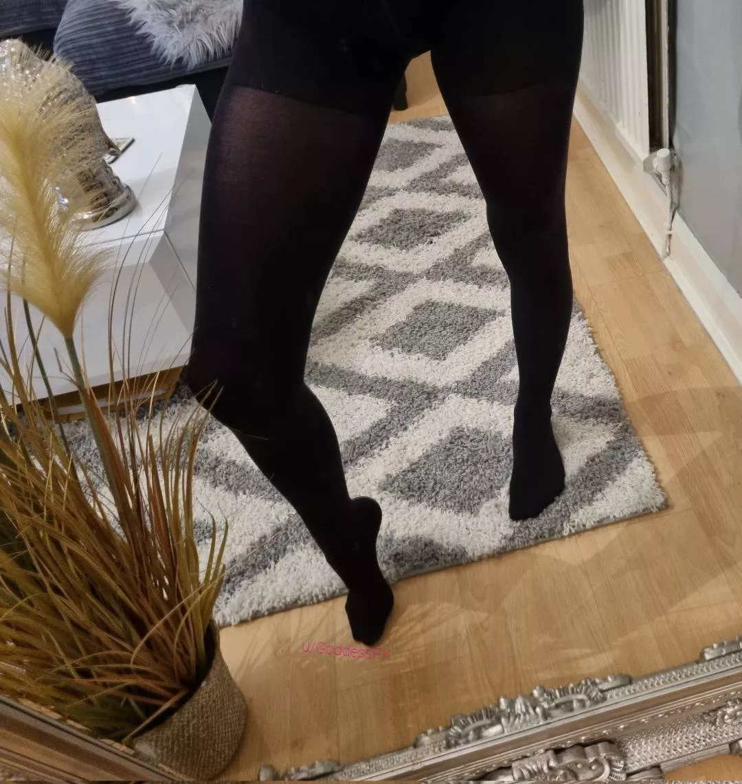 Love wearing pantyhose, it's just sensual