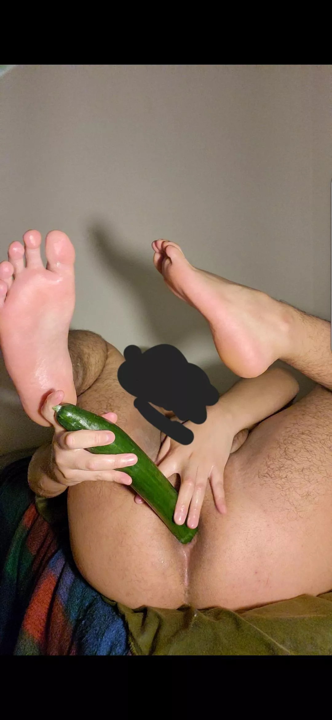 my hole and feet😉🥒👣