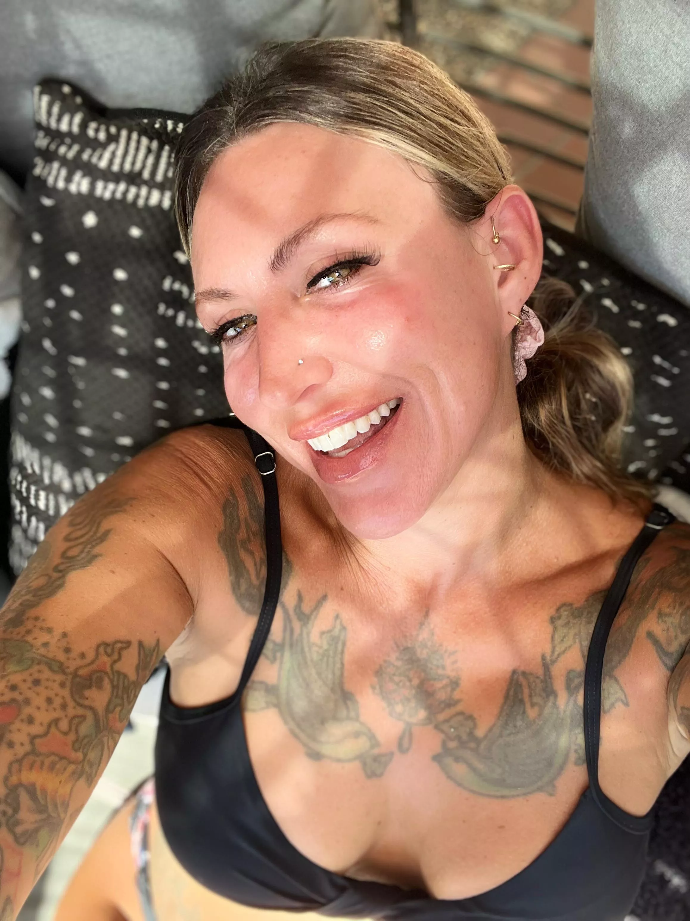 So you like mature Tattooed MILFs ?