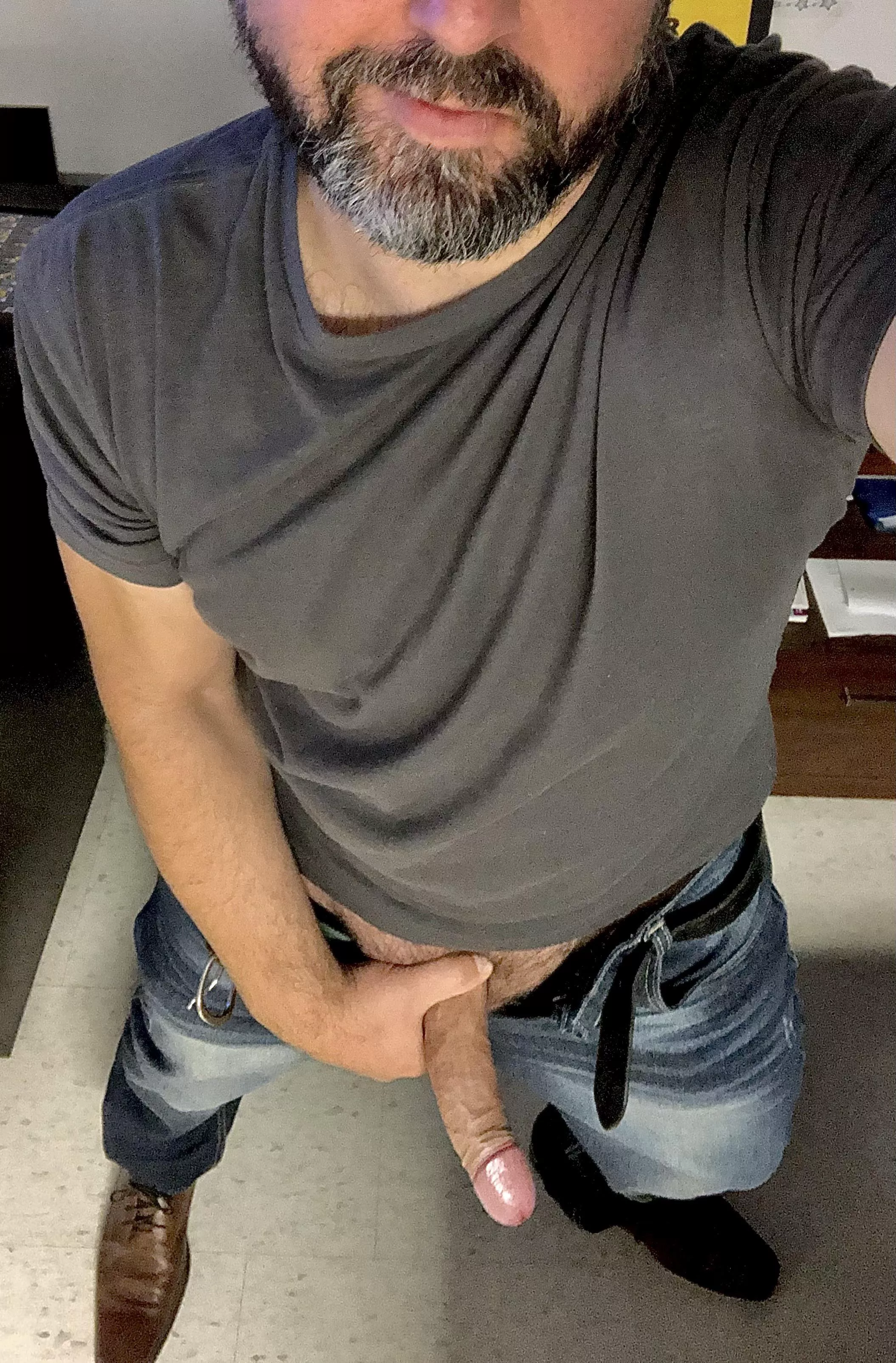 Blue jeans + grey t-shirt = Dad Uniform. (42)