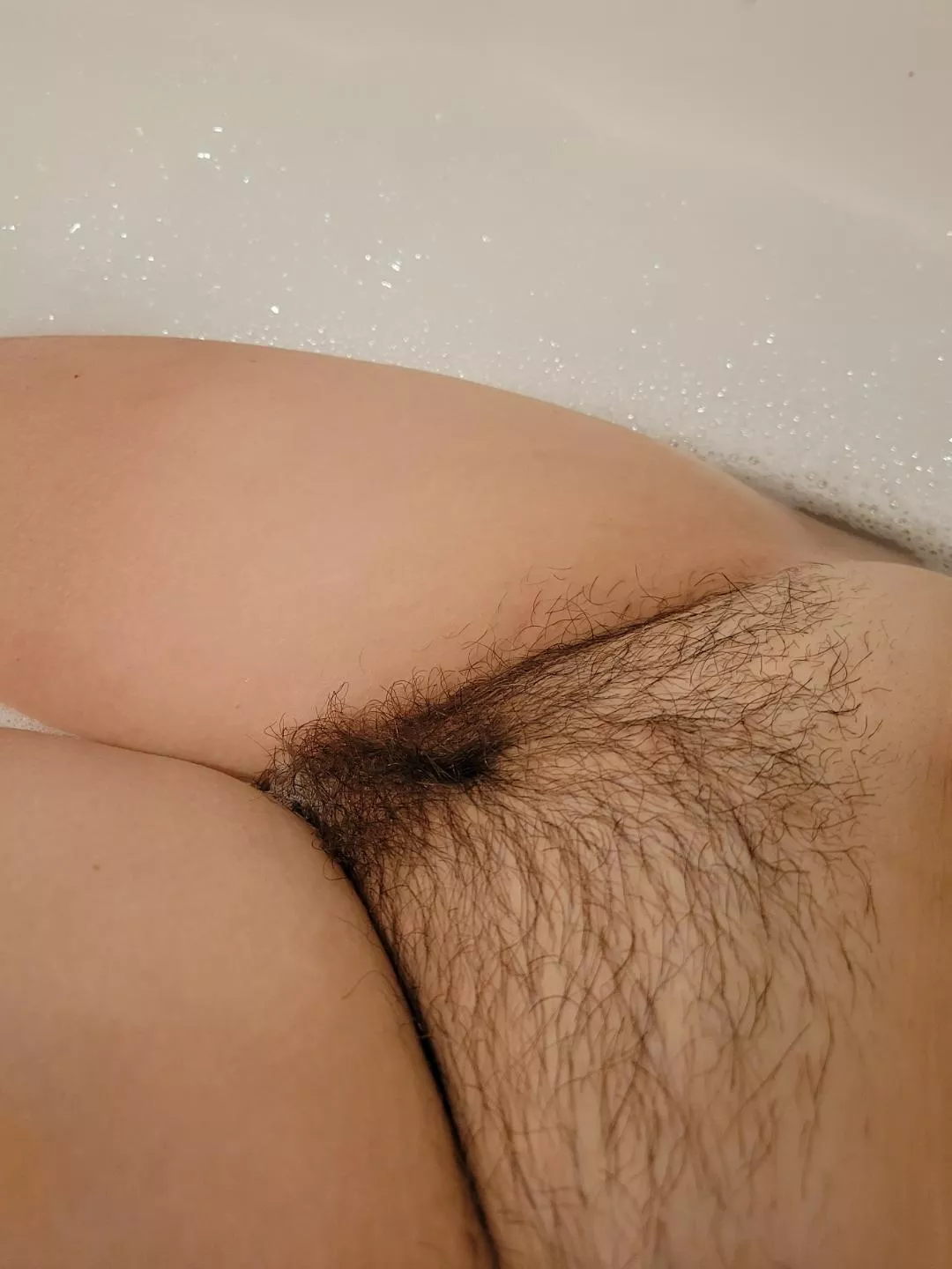 Hairy Pussy Loves A Hot Bath ðŸ”¥