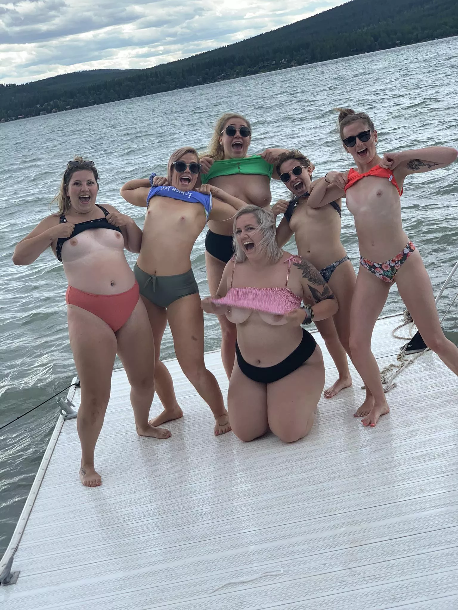 What do you think of our fun at the cabin? Left2Right Kayla, Paige, Bailey, Sarah, Kiara, and Emma! ðŸ˜˜