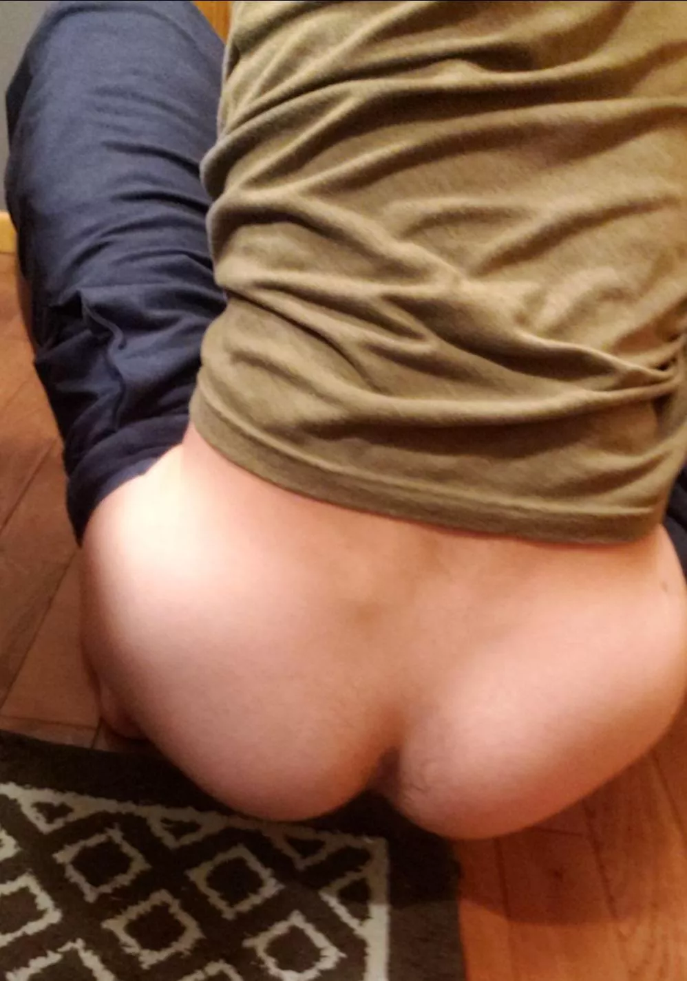 [21] Let me squat on you?