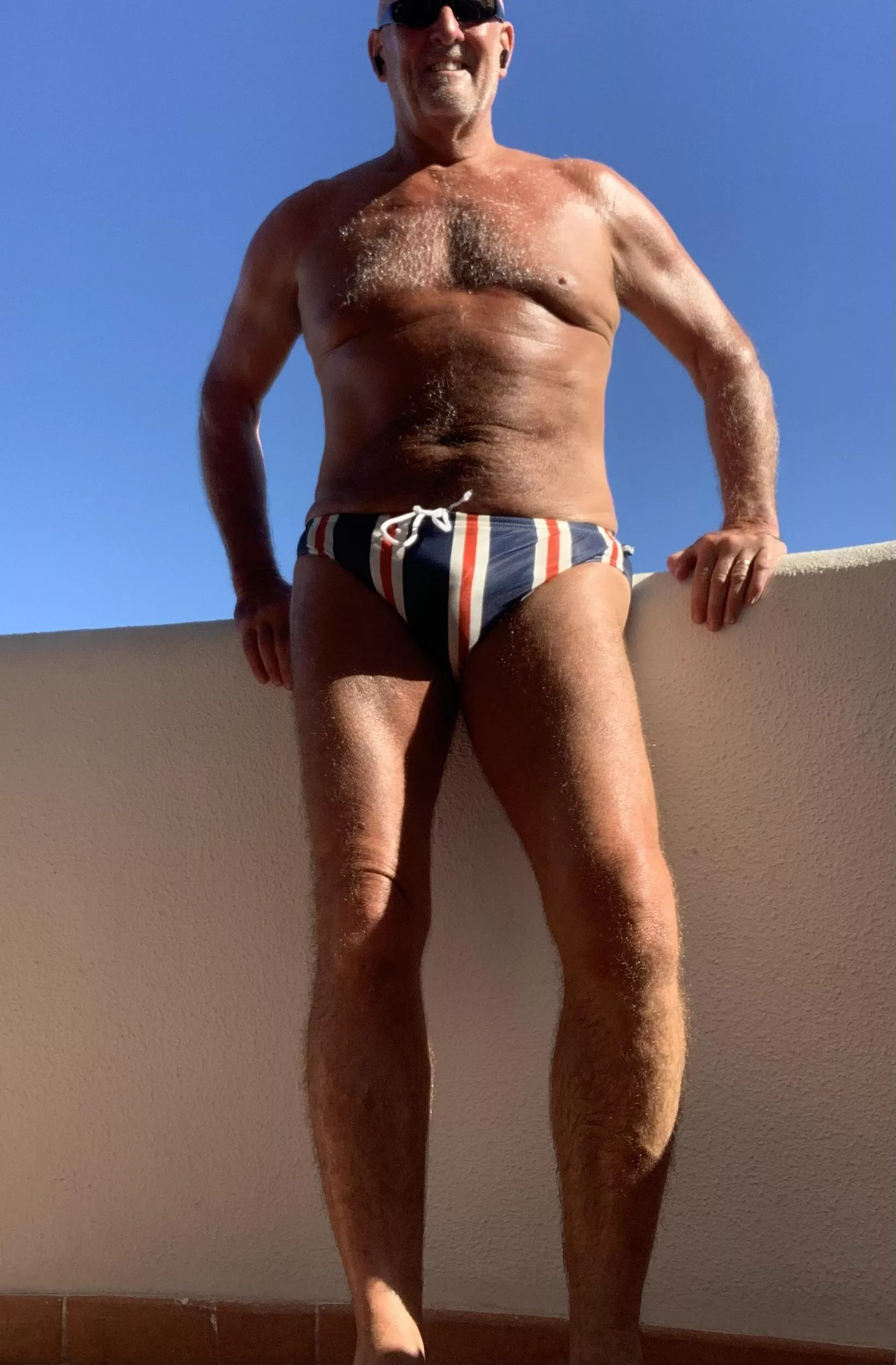 [57] Tanning on the balcony â˜€ï¸