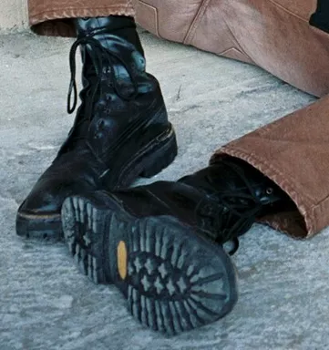 Can anyone help me ID these boots?