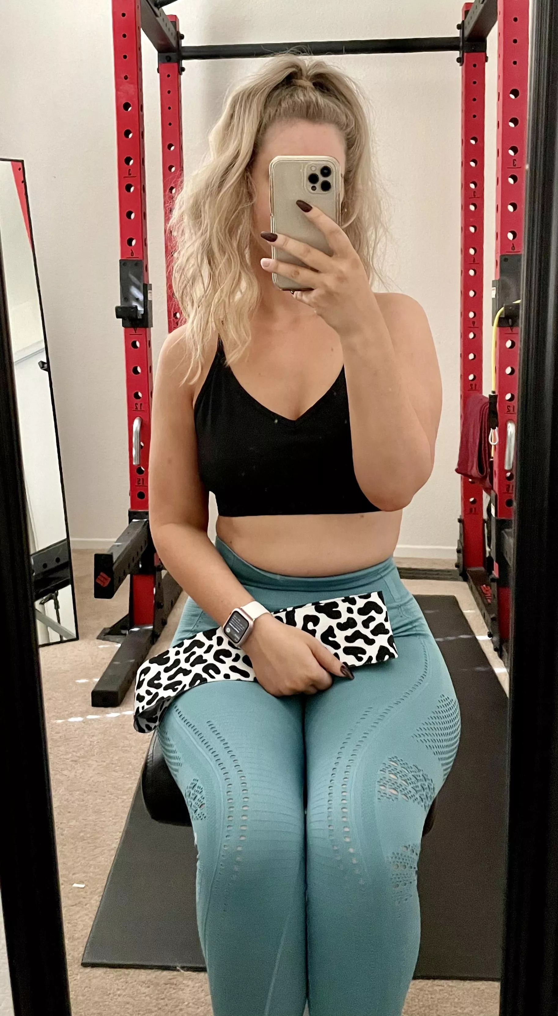 Loving these new leggings 🦋