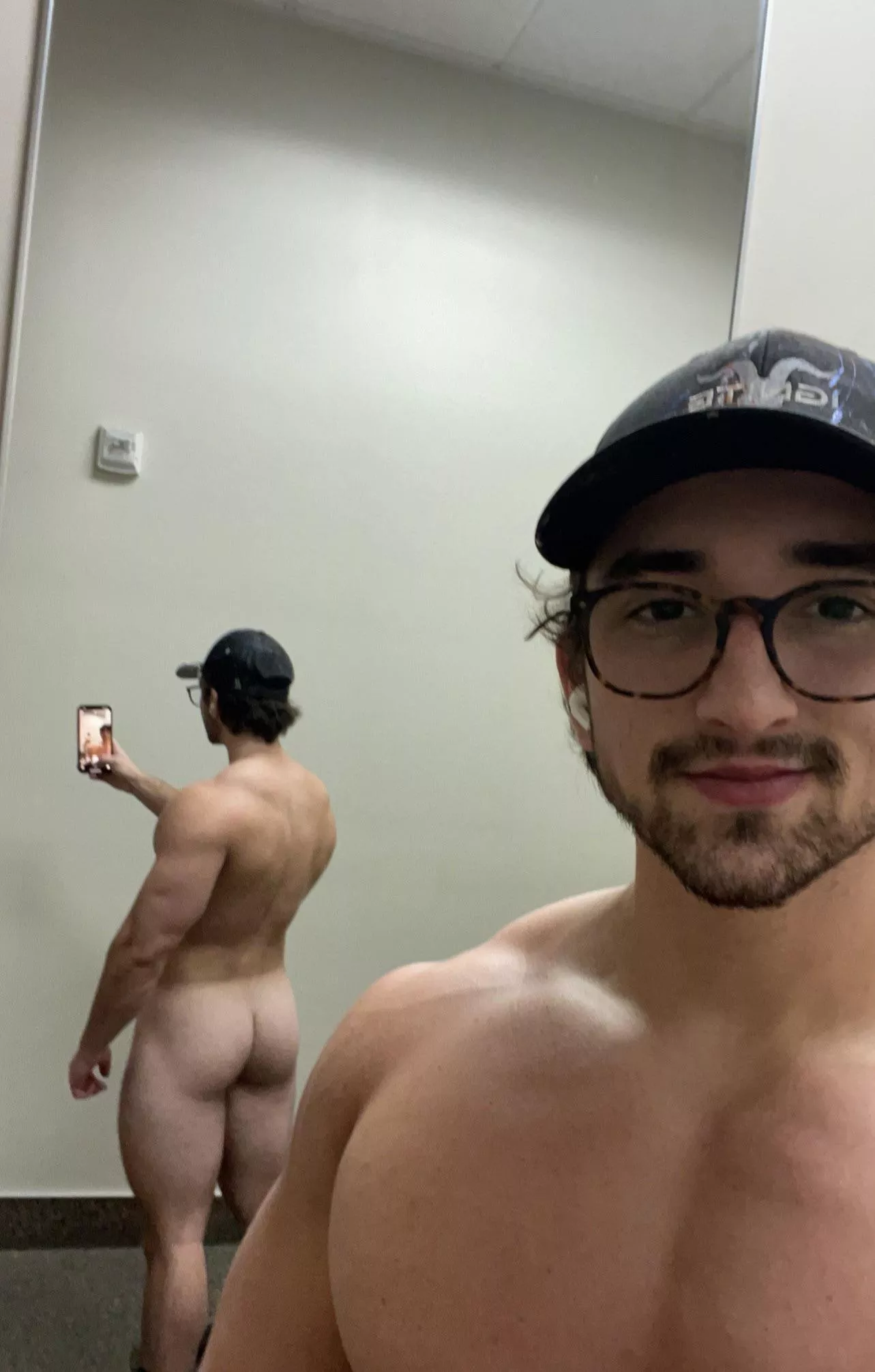 (21) Your bro had a great ass workout