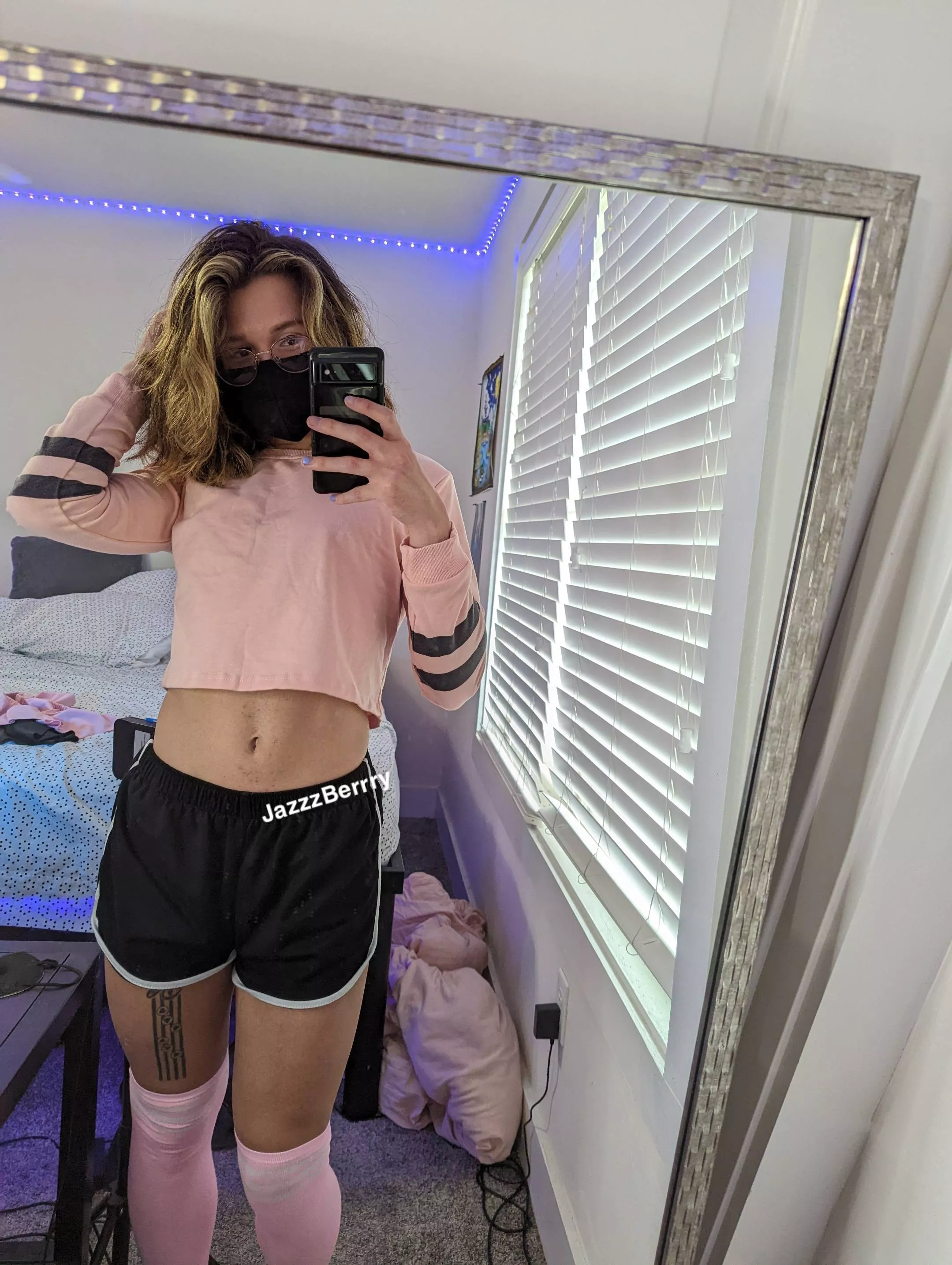 happy Femboy Friday!!