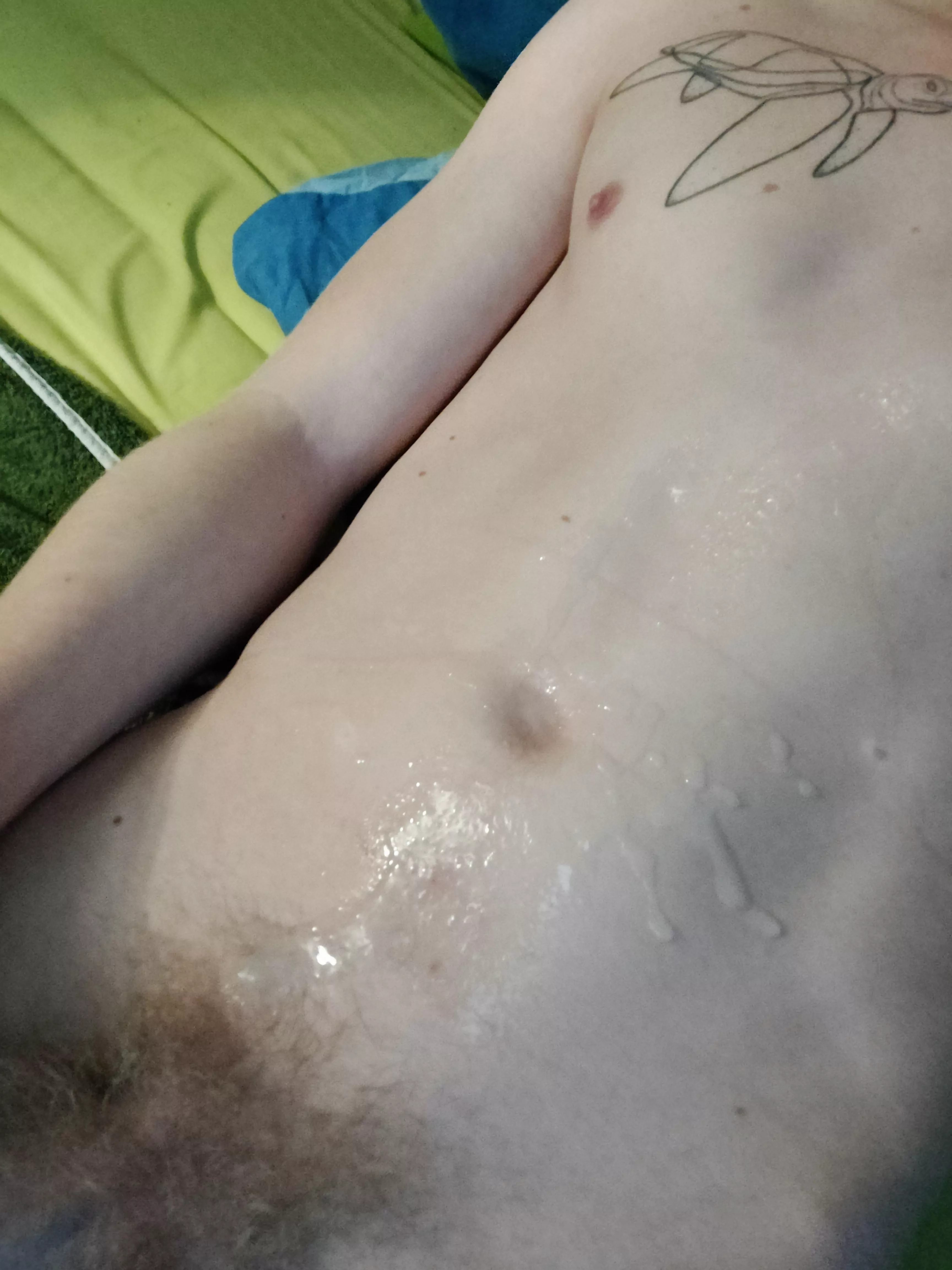 I fucking love being covered in cum 😇😍