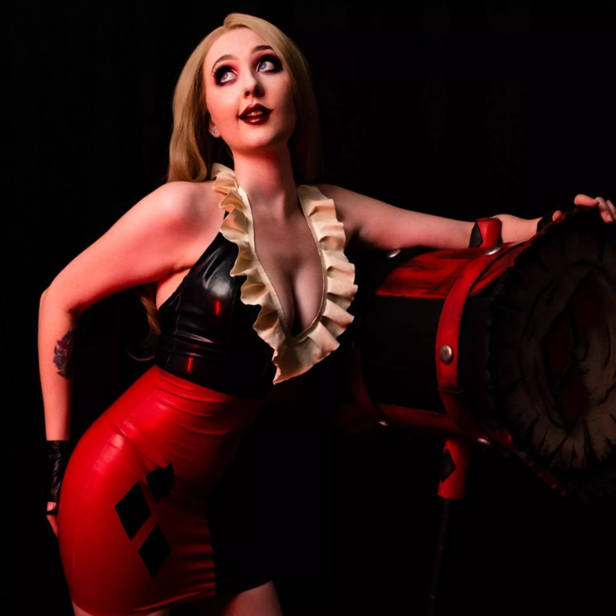 My latest Latex Harley Quinn cosplay set!