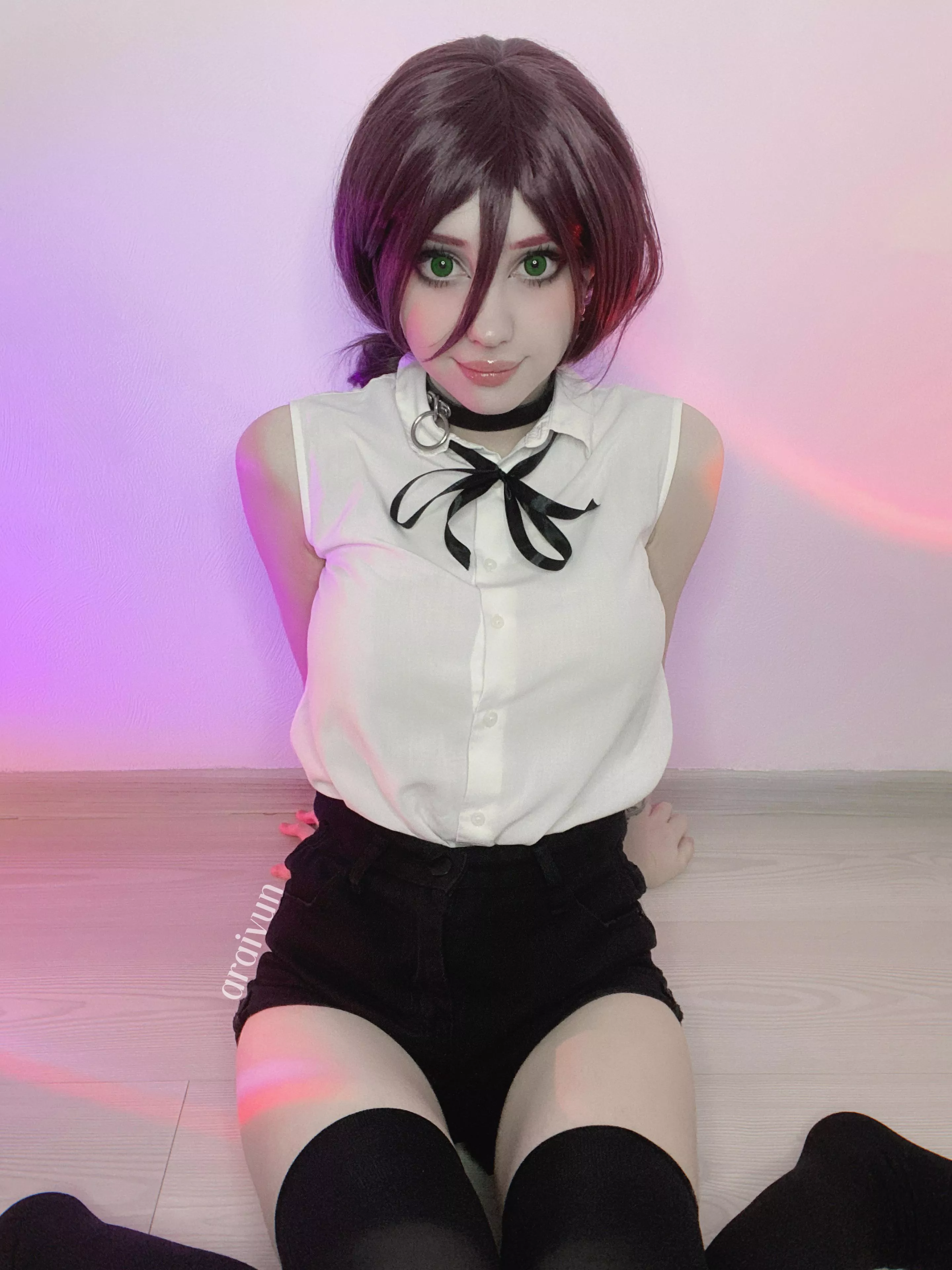 Reze from Chainsaw Man cosplay by Araivun