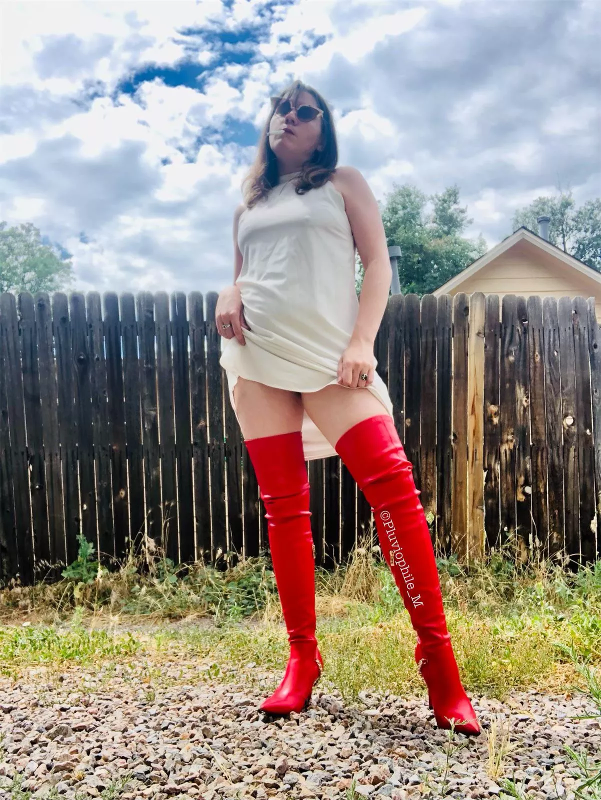 Rocking red boots while smoking one? Um, yes!