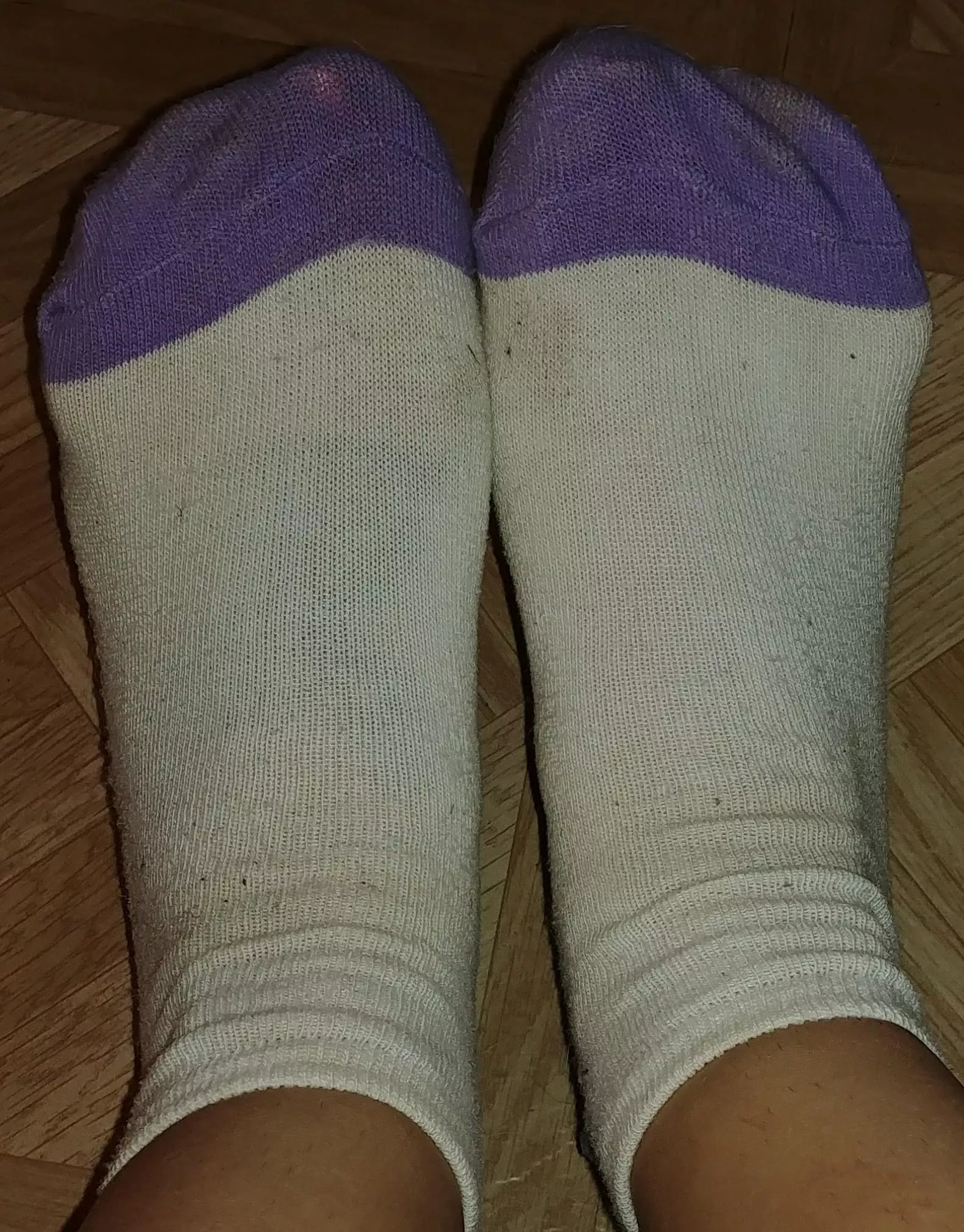 [selling] Smelly server socks worn during my busy serving shifts! Message me to get your wear started today!