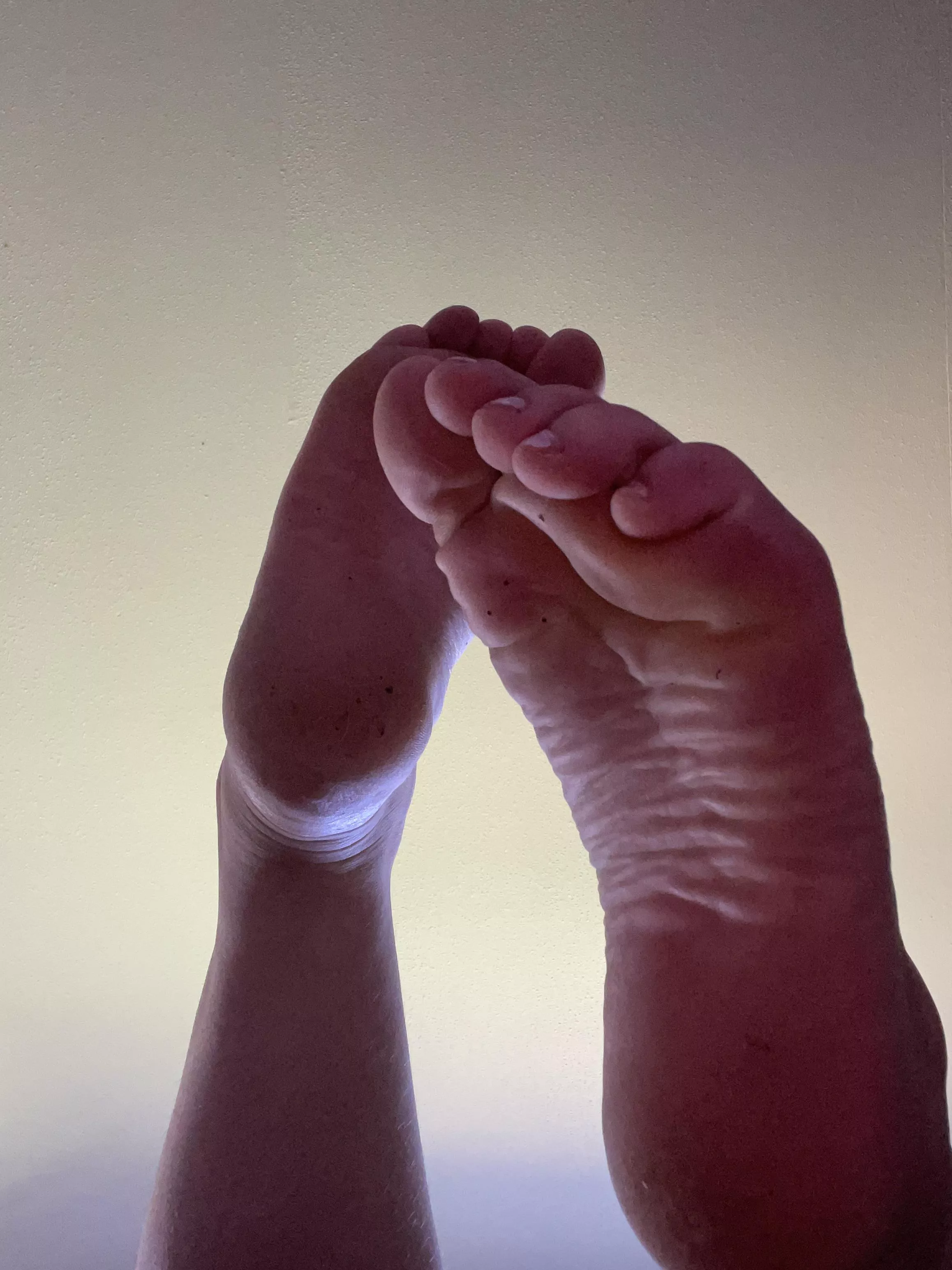 Suck my toes or lick my soles?