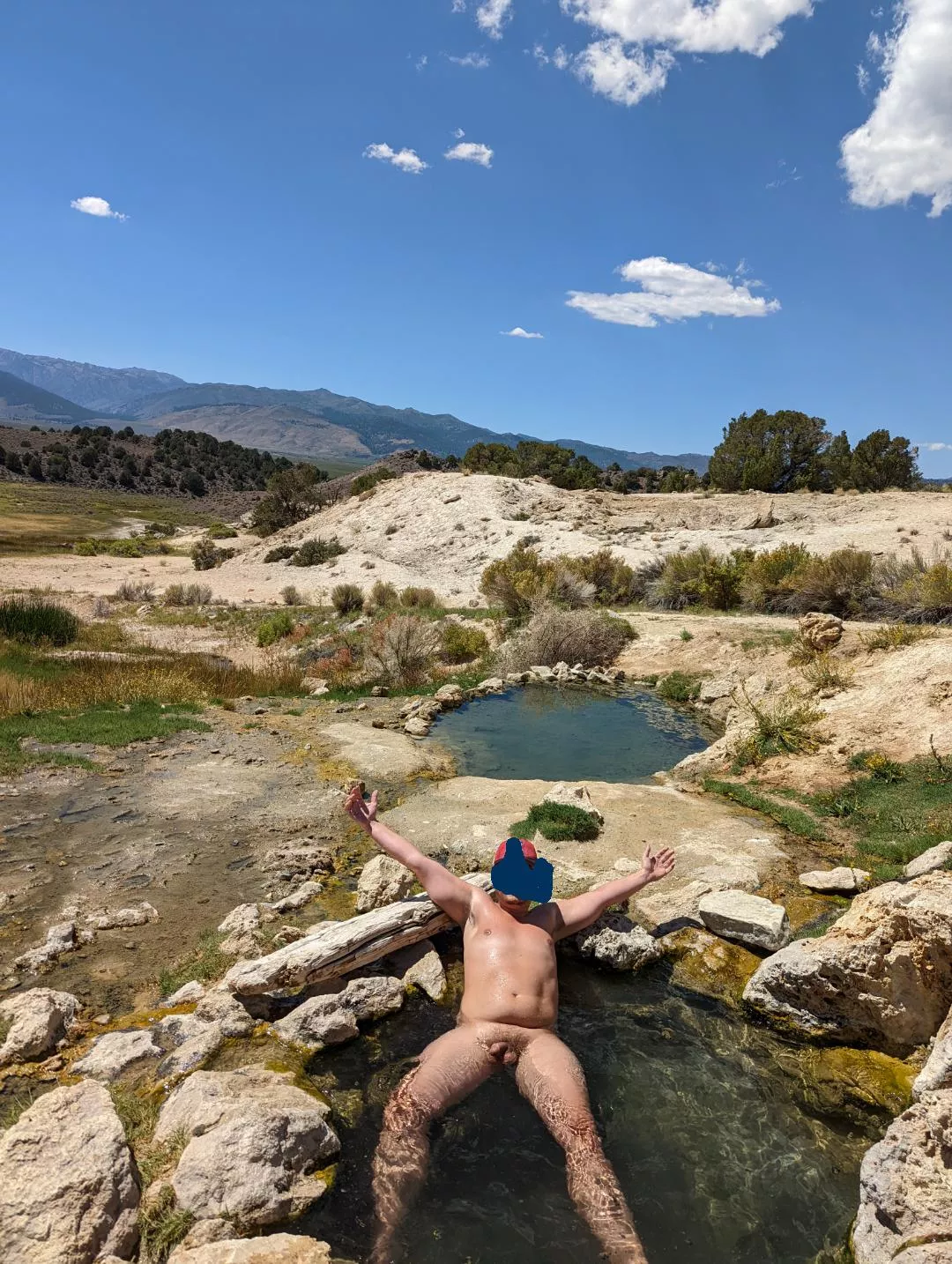 Travertine Hot Springs to ourselves 😁