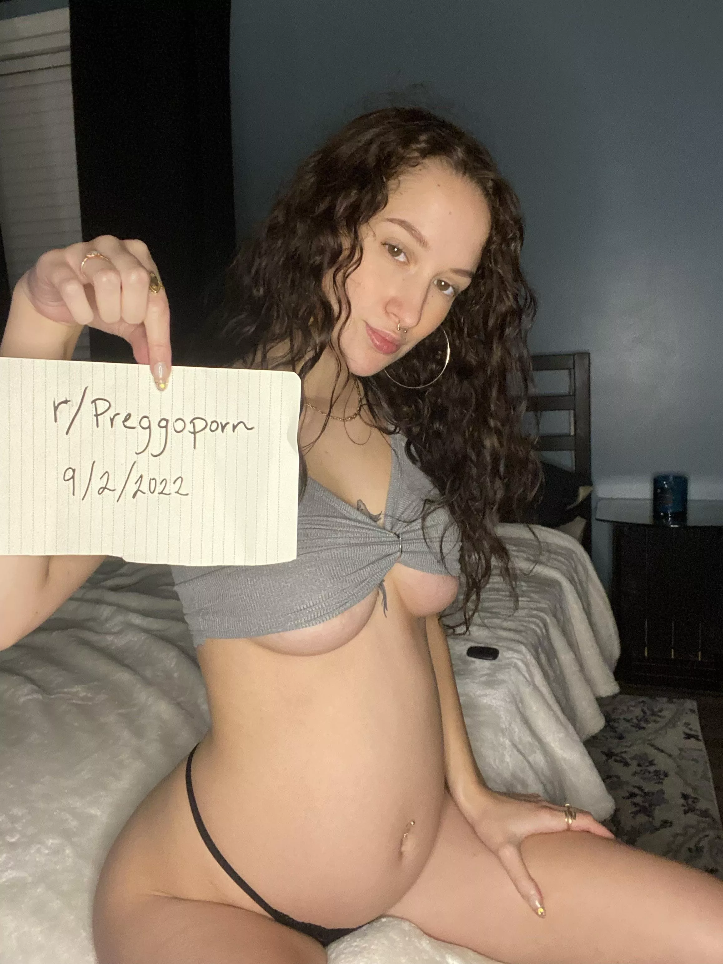 Verification photo ! 19 weeks pregnant