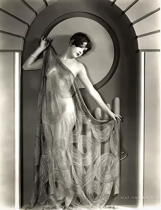 Art of the Tease - Sally Phipps - photographed in the perfect Art Deco pose by Max Munn Autry. 1929