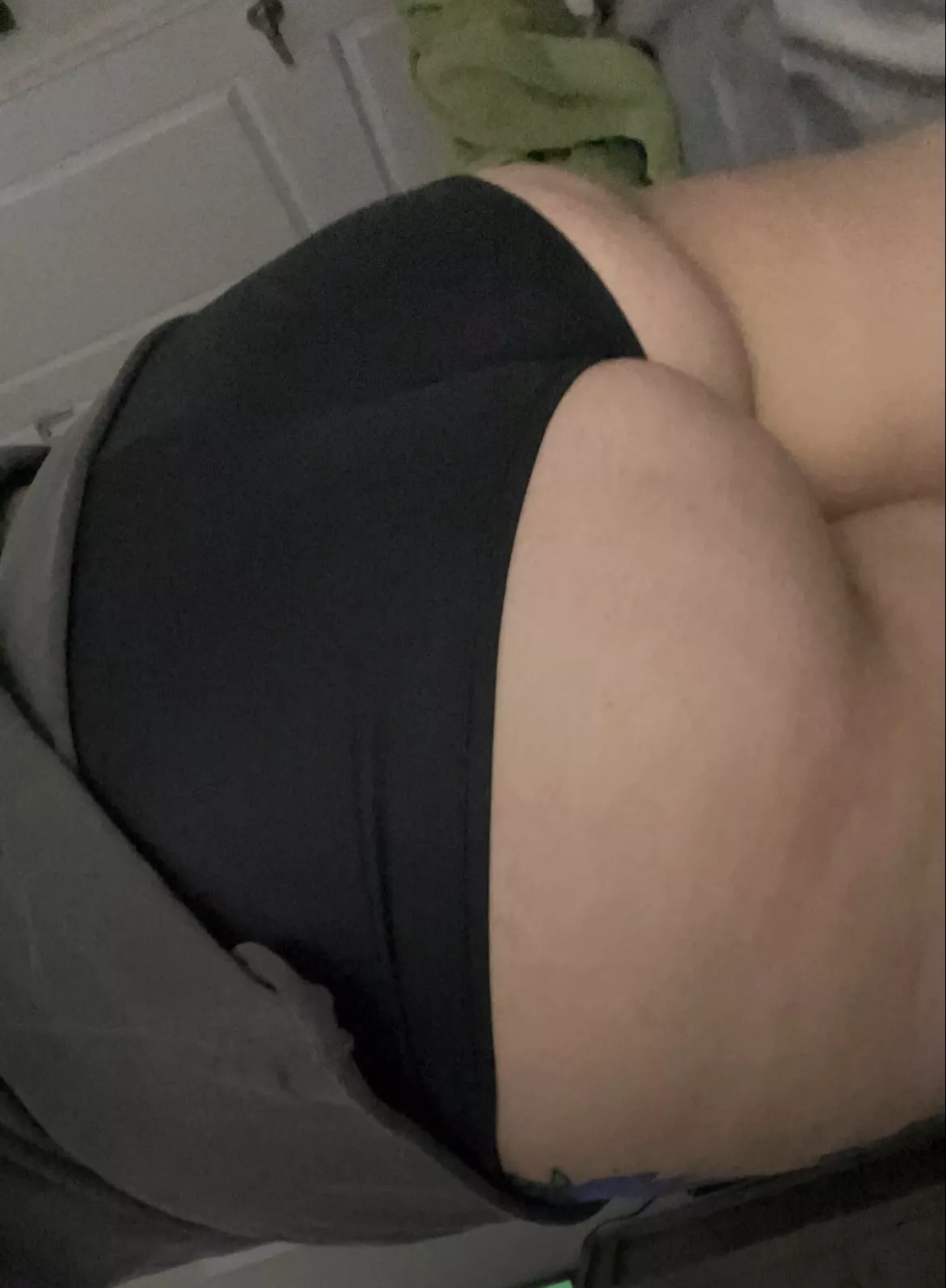 Bought some new shorts, don’t quite think I can get away with wearing these to the grocery store. [F]