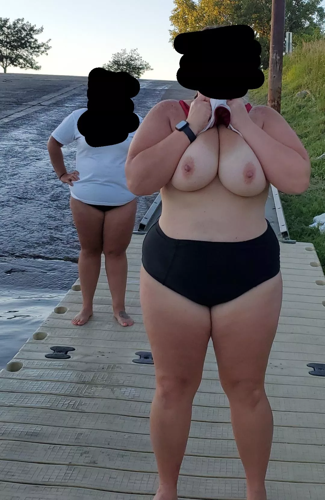 Flashing at the boat ramp for everyone to see my tits