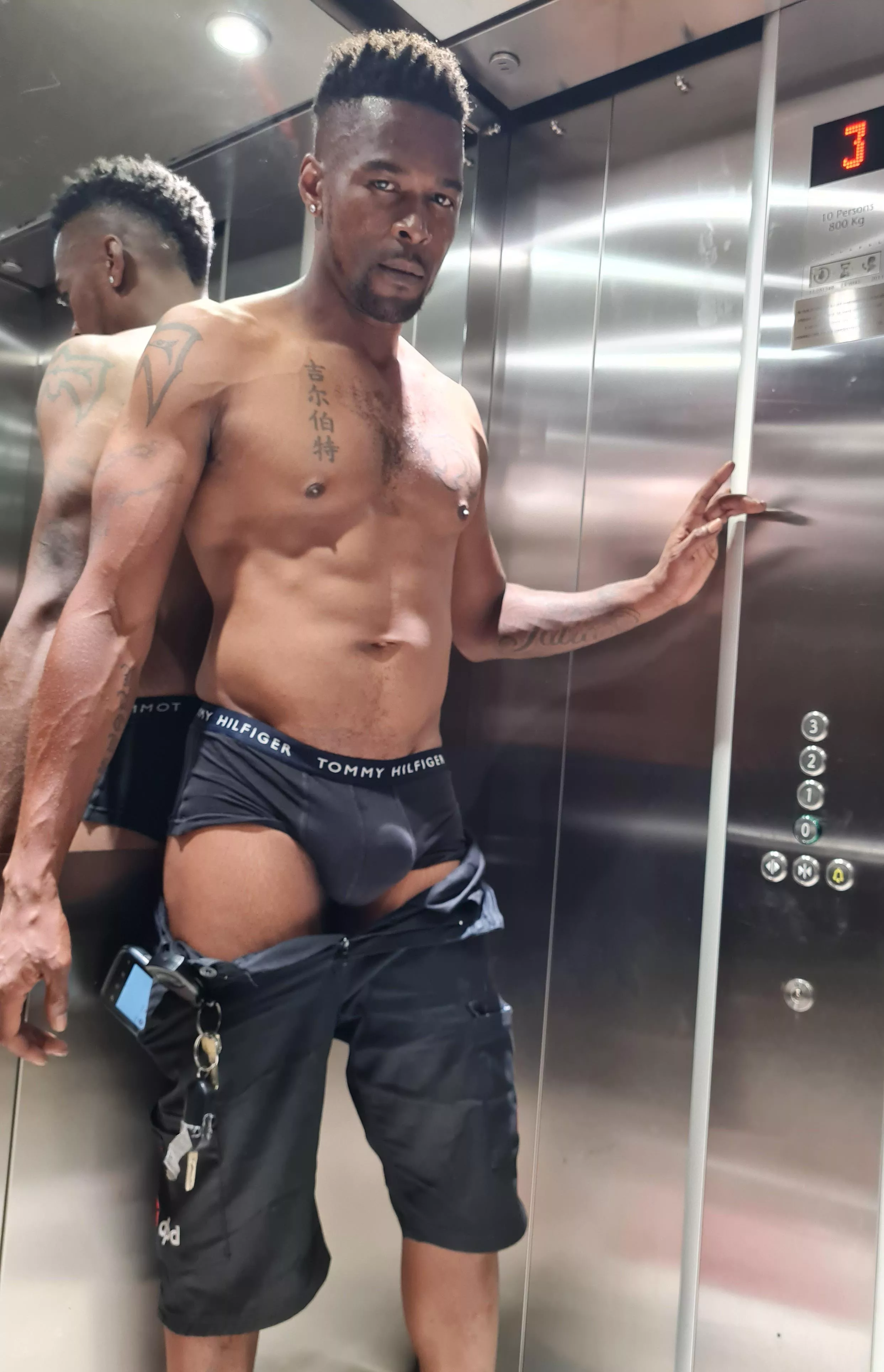 Was so hot in that elevator