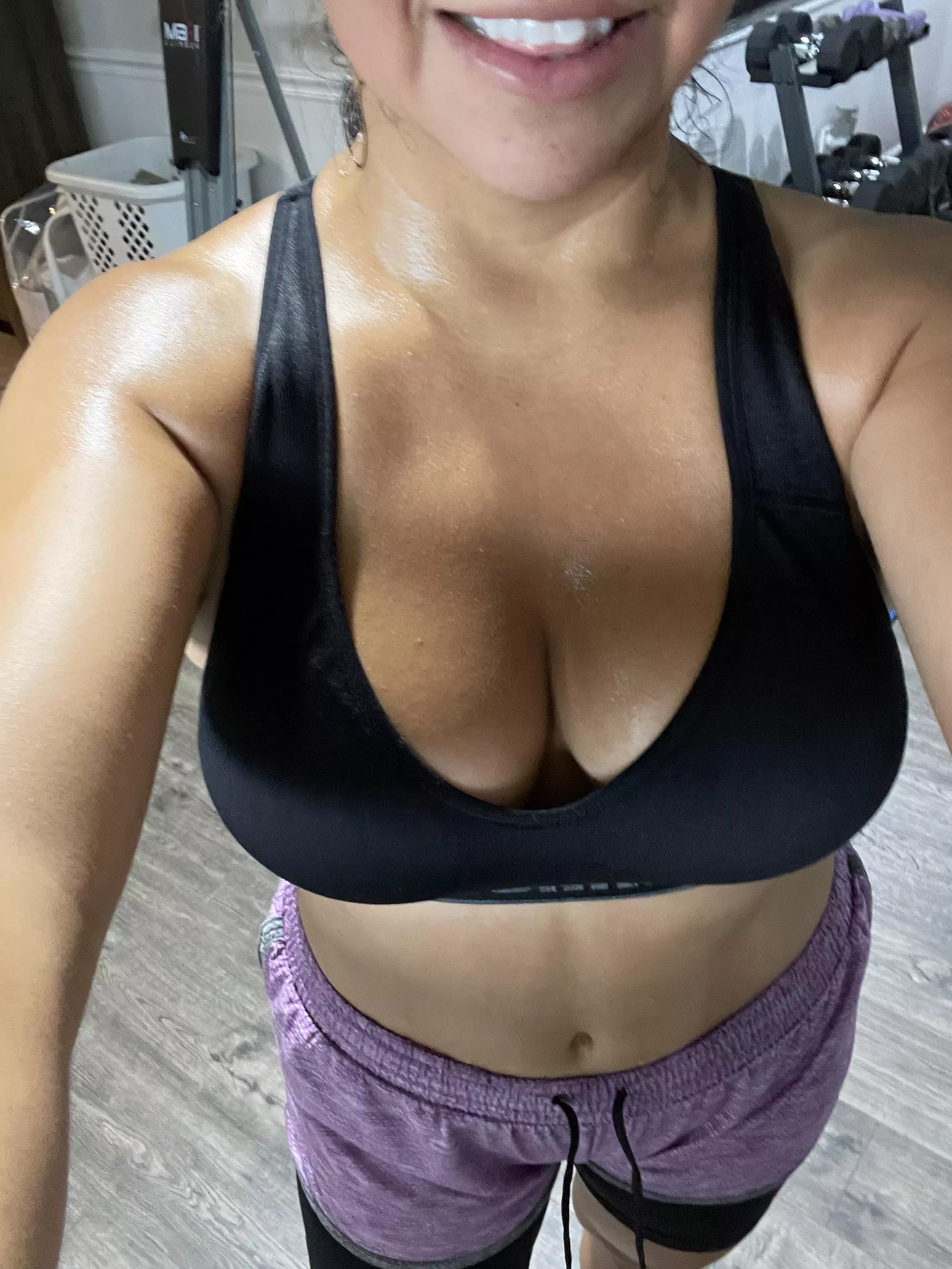 Work out done! Happy Labor Day weekend! 42F Latina