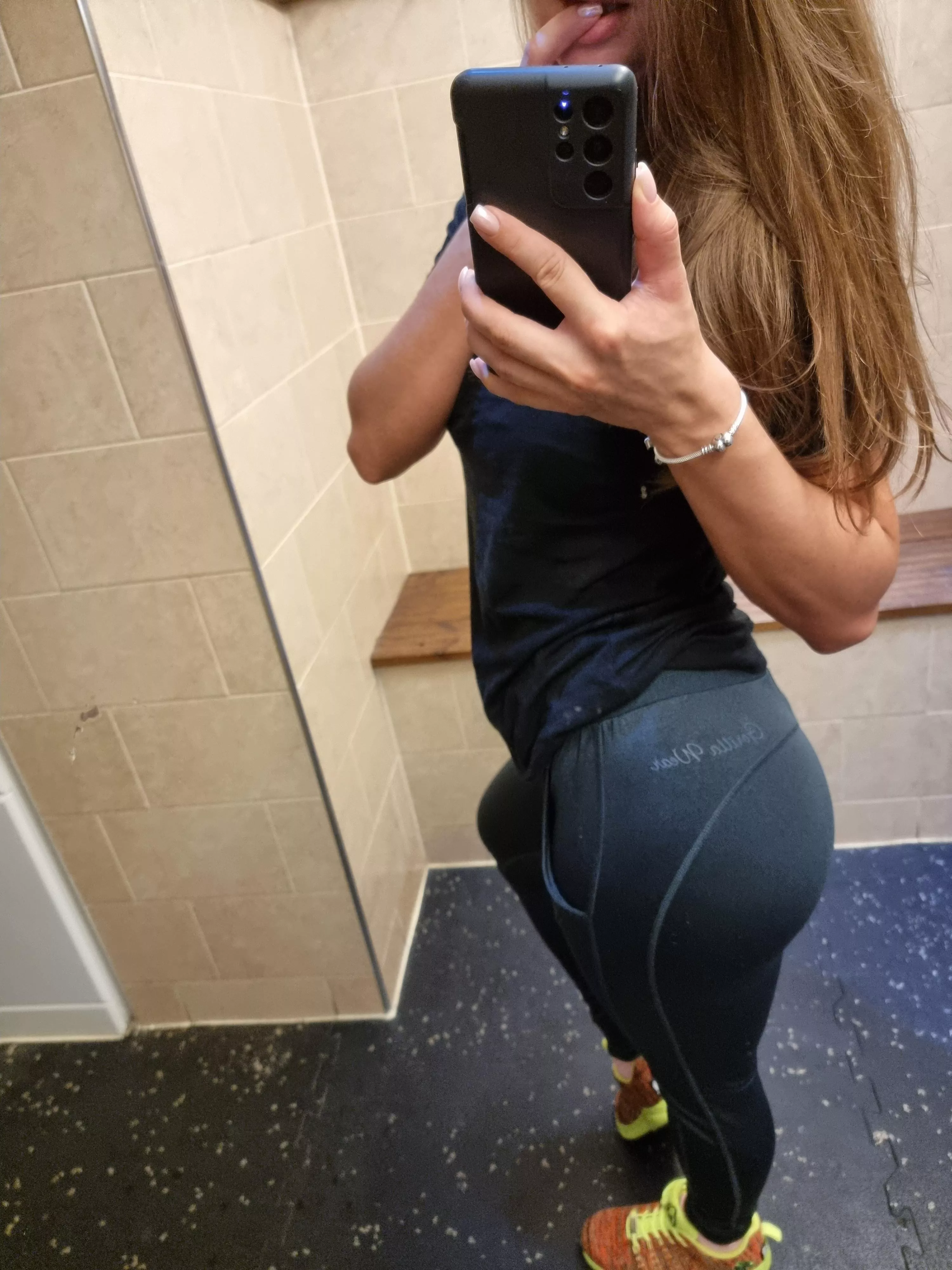 Your gym gf teasing you