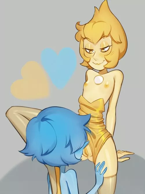 Blue and Yellow Pearl during their downtime (Smokeyholes)