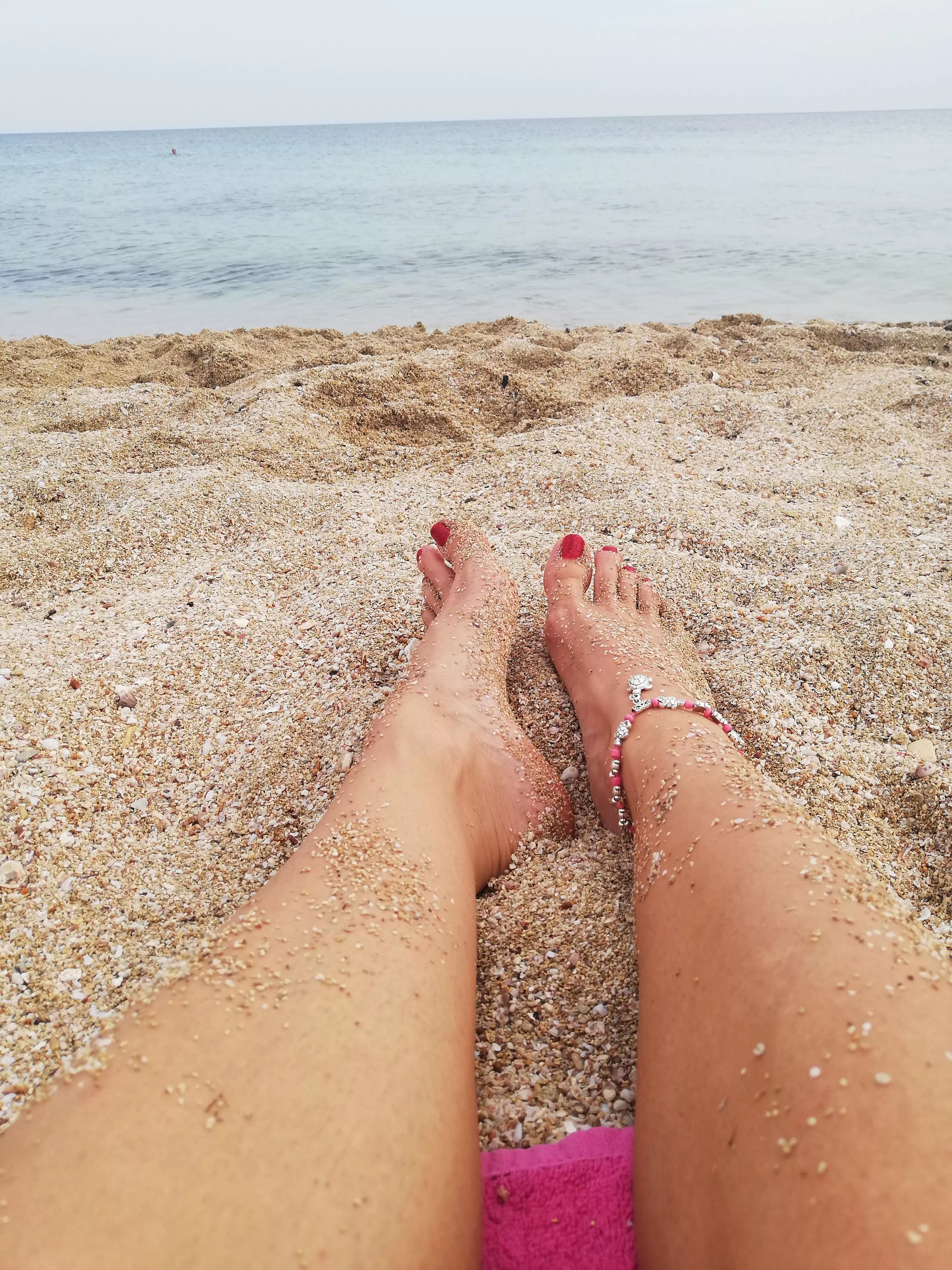 feet and sea