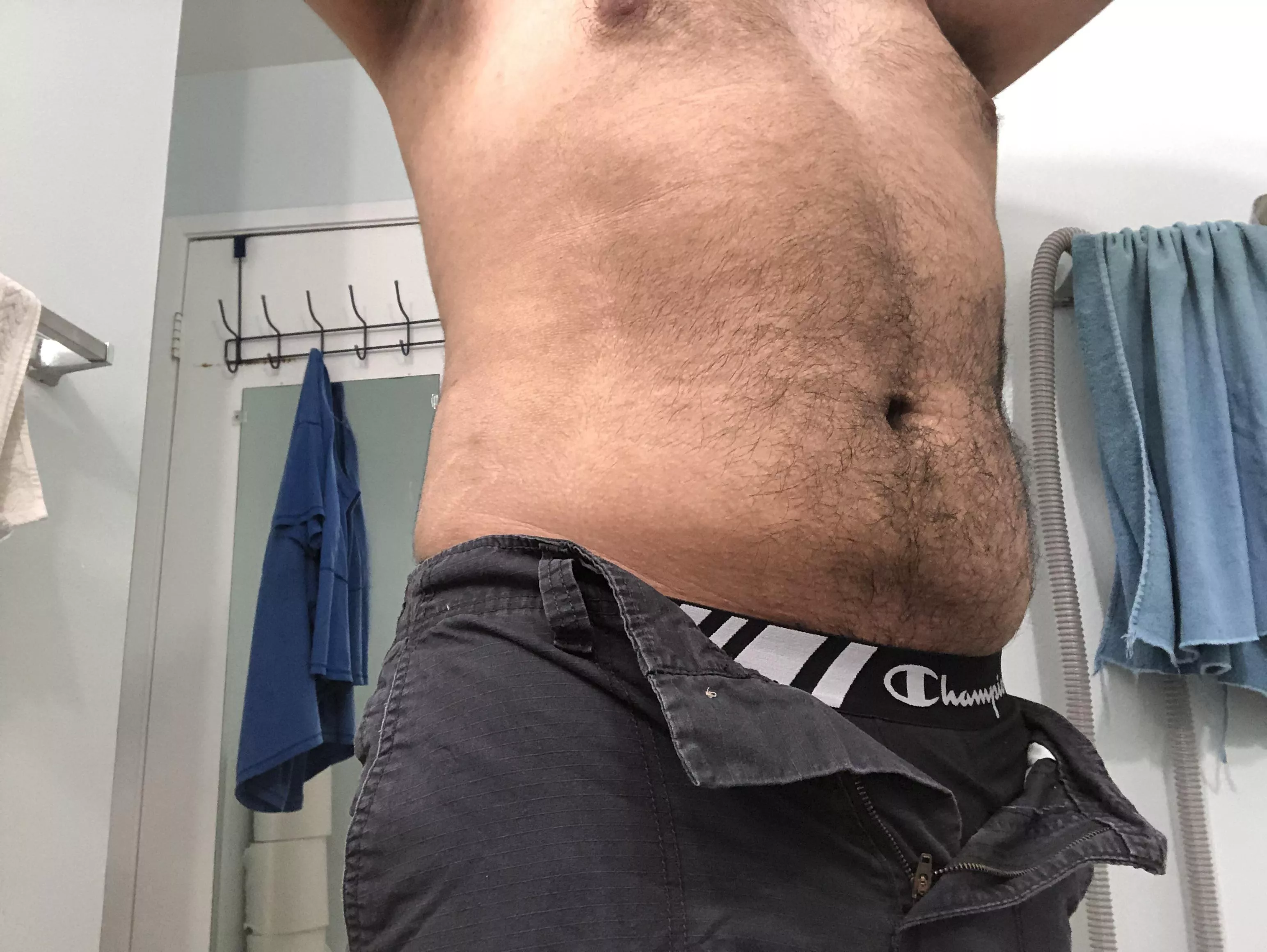 Is it ok if I post NB tummy? ;)