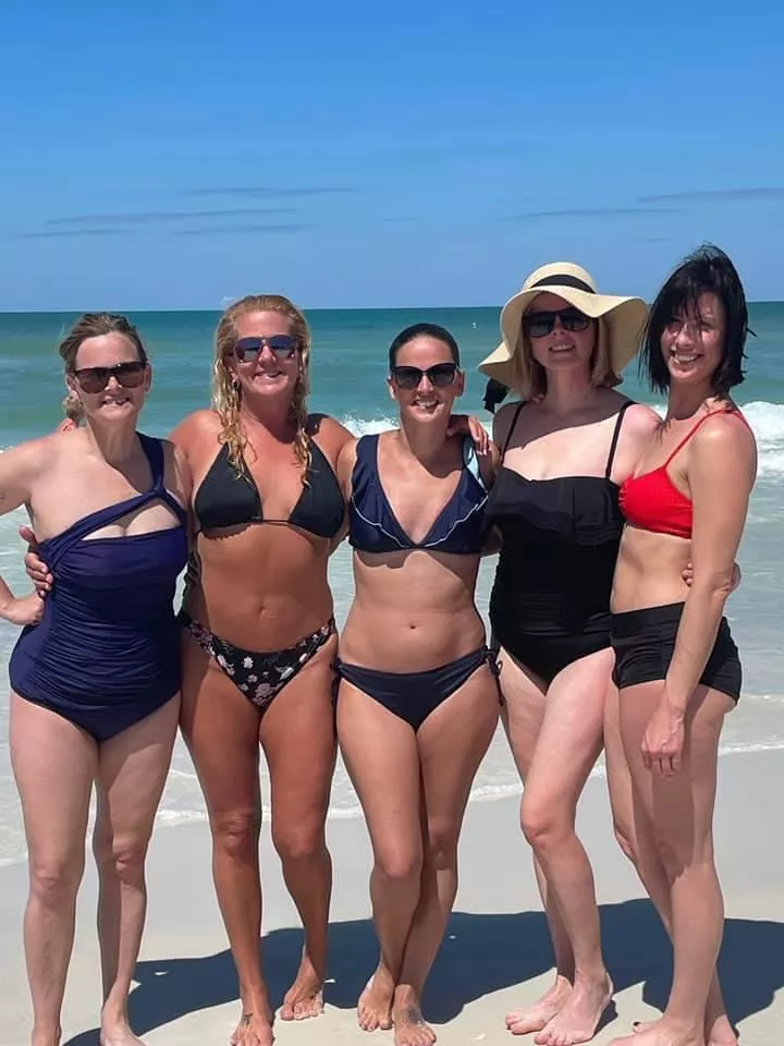 [5] Milfs at the beach