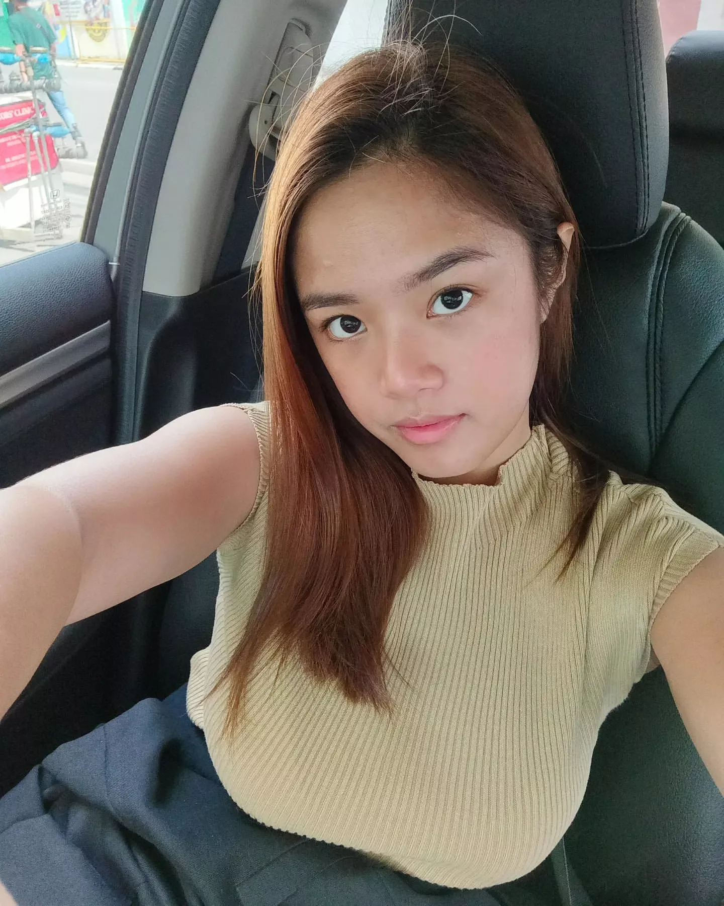 Busty filipinas exist too