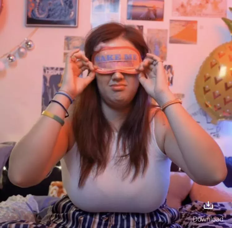 Just saw this woman on YT advert for manta sleep mask