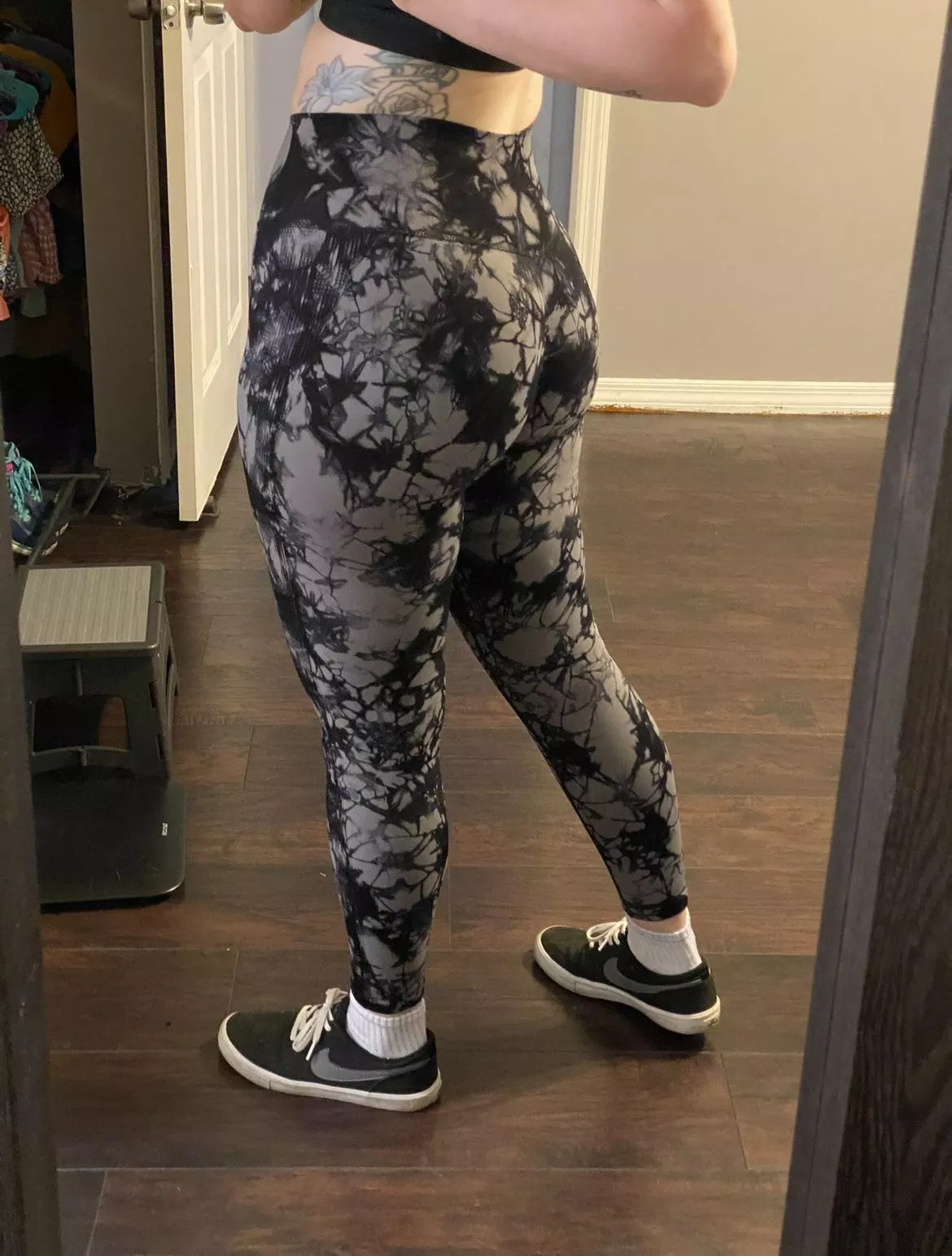 New leggingsðŸ–¤ðŸ–¤